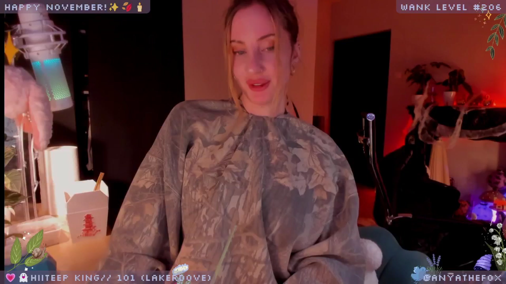 Gallery image thumbnail from LoveDove's myfreecams stream on, 11/01/2025, 09:30 image 2 of 20