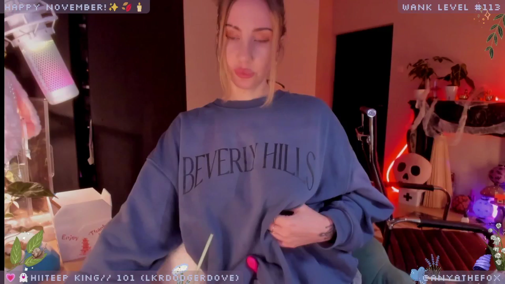 Gallery image thumbnail from LoveDove's myfreecams stream on, 11/02/2025, 09:26 image 5 of 20