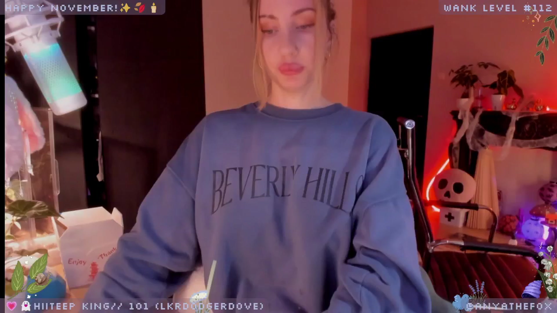 Gallery image thumbnail from LoveDove's myfreecams stream on, 11/02/2025, 09:26 image 11 of 20