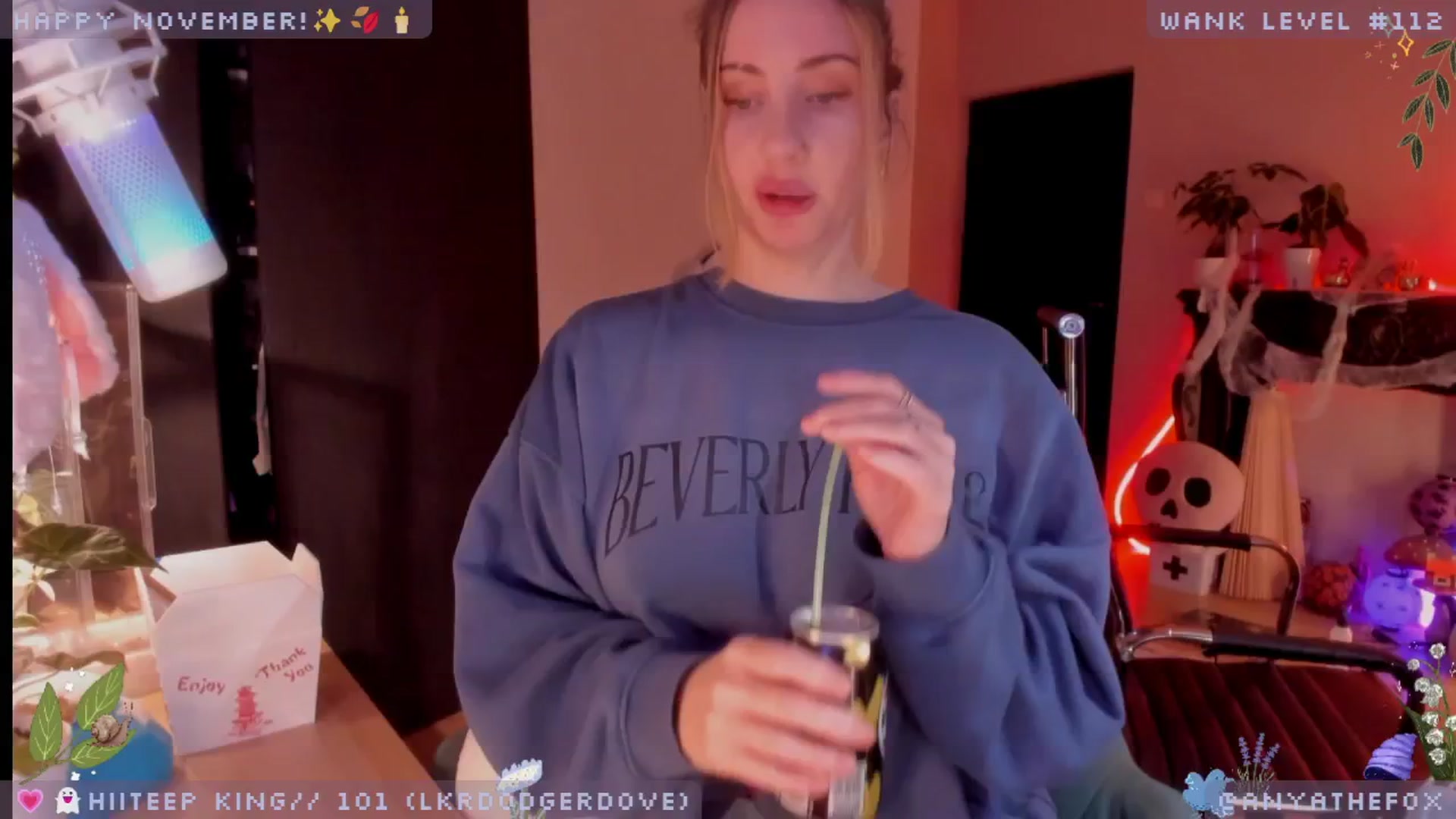 Gallery image thumbnail from LoveDove's myfreecams stream on, 11/02/2025, 09:26 image 15 of 20