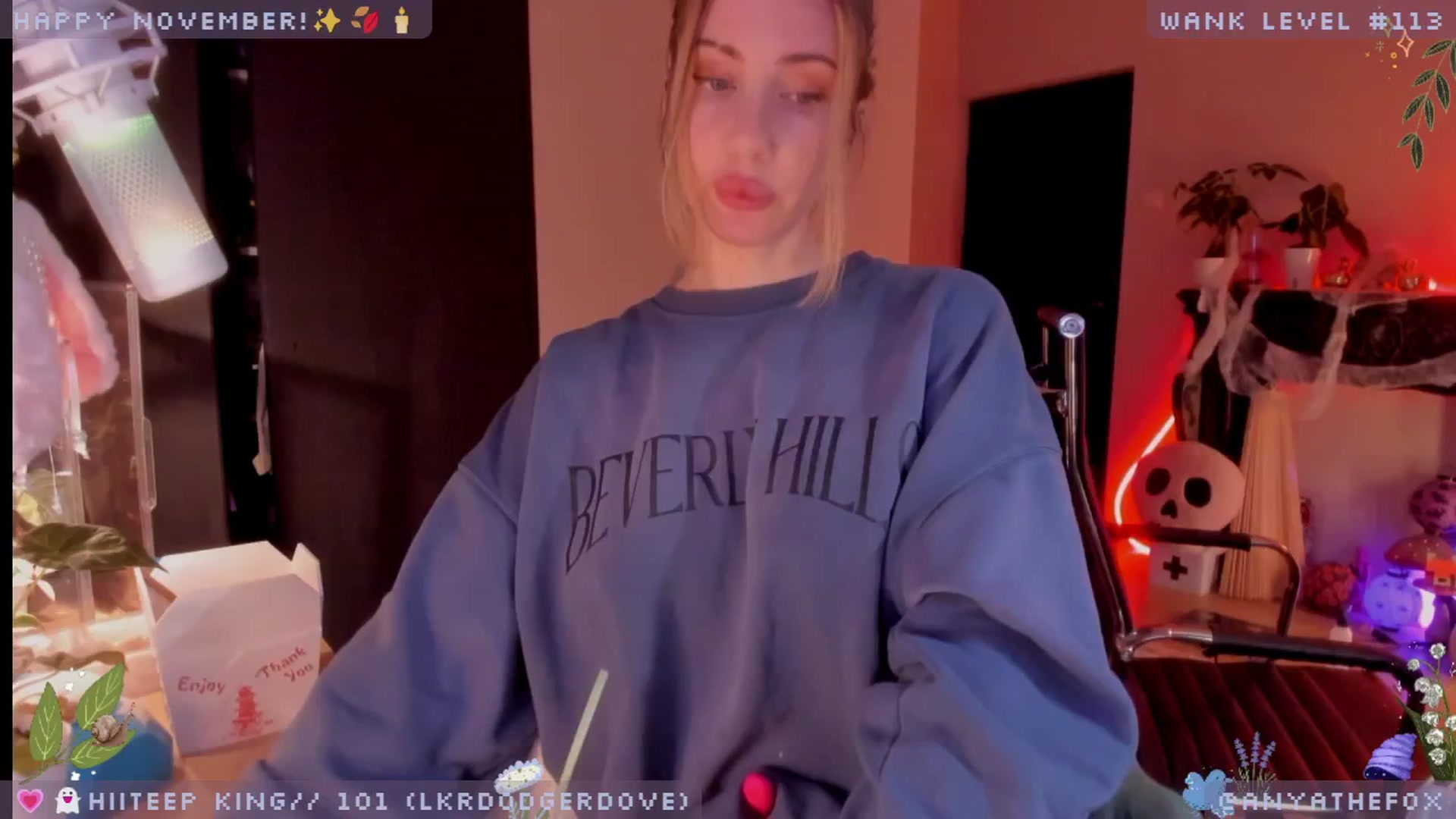 Gallery image thumbnail from LoveDove's myfreecams stream on, 11/02/2025, 09:26 image 7 of 20