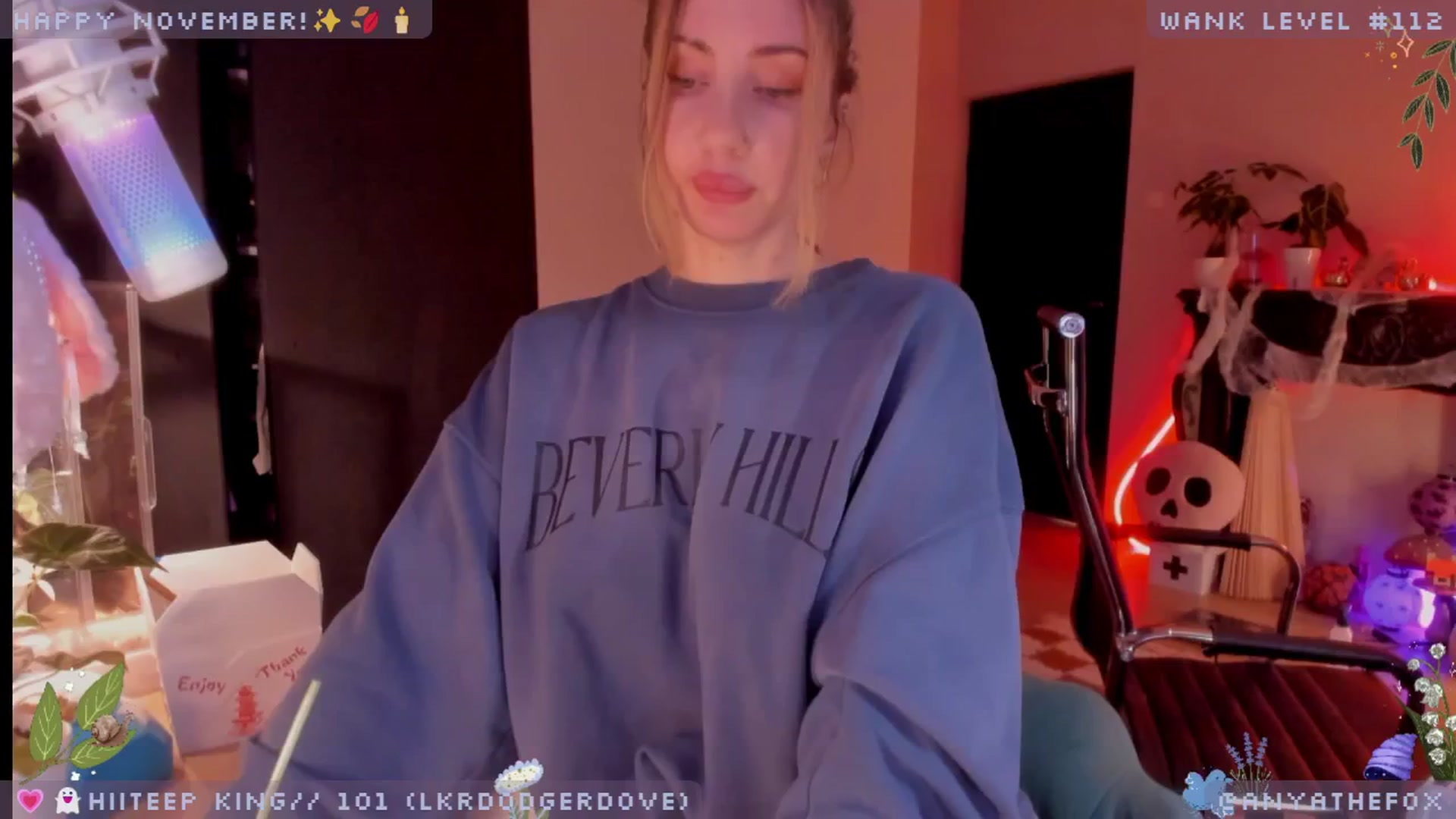 Gallery image thumbnail from LoveDove's myfreecams stream on, 11/02/2025, 09:26 image 17 of 20