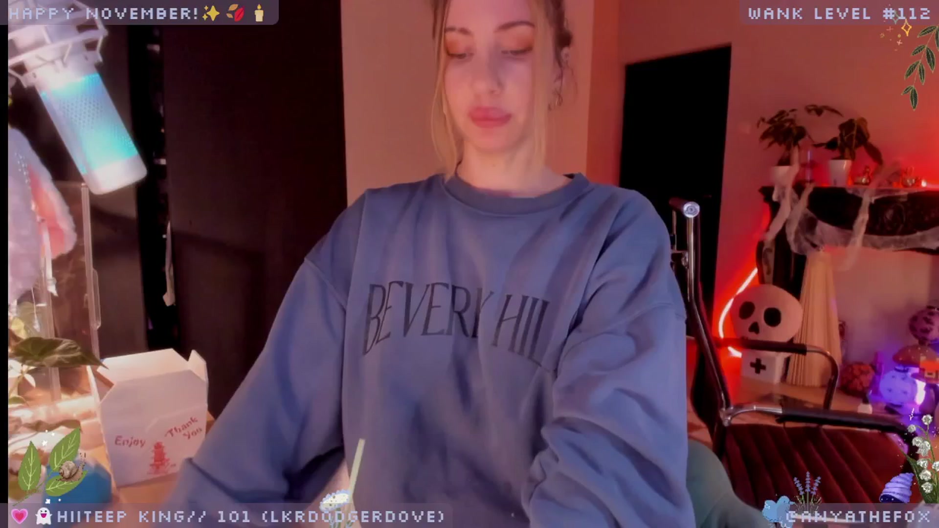Gallery image thumbnail from LoveDove's myfreecams stream on, 11/02/2025, 09:26 image 12 of 20
