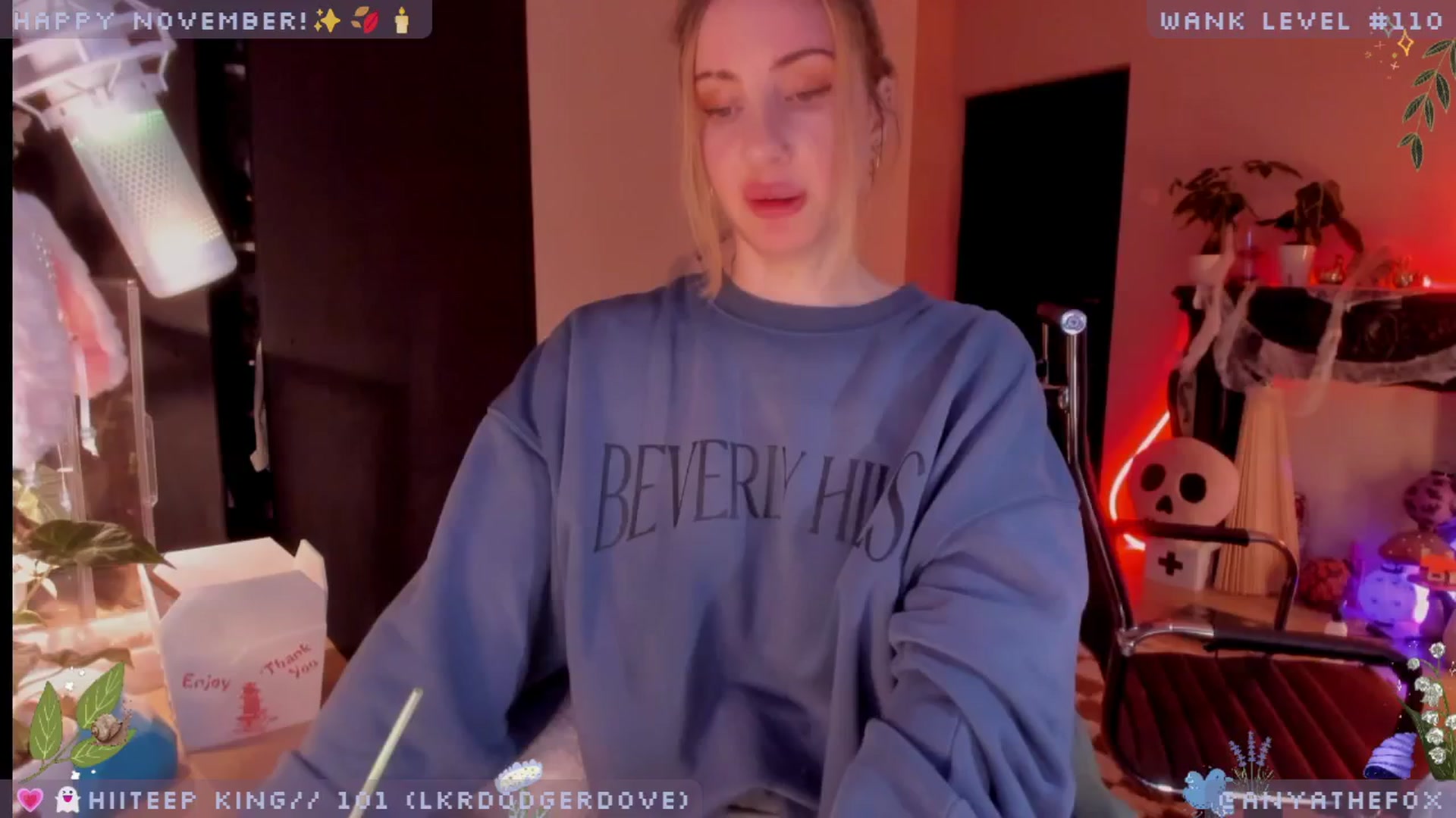 Gallery image thumbnail from LoveDove's myfreecams stream on, 11/02/2025, 10:08 image 12 of 20