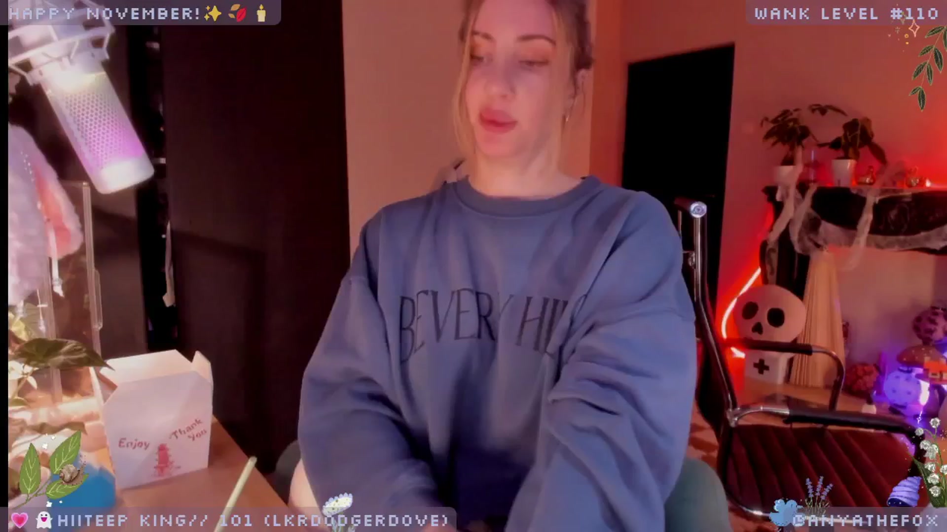 Gallery image thumbnail from LoveDove's myfreecams stream on, 11/02/2025, 10:08 image 8 of 20