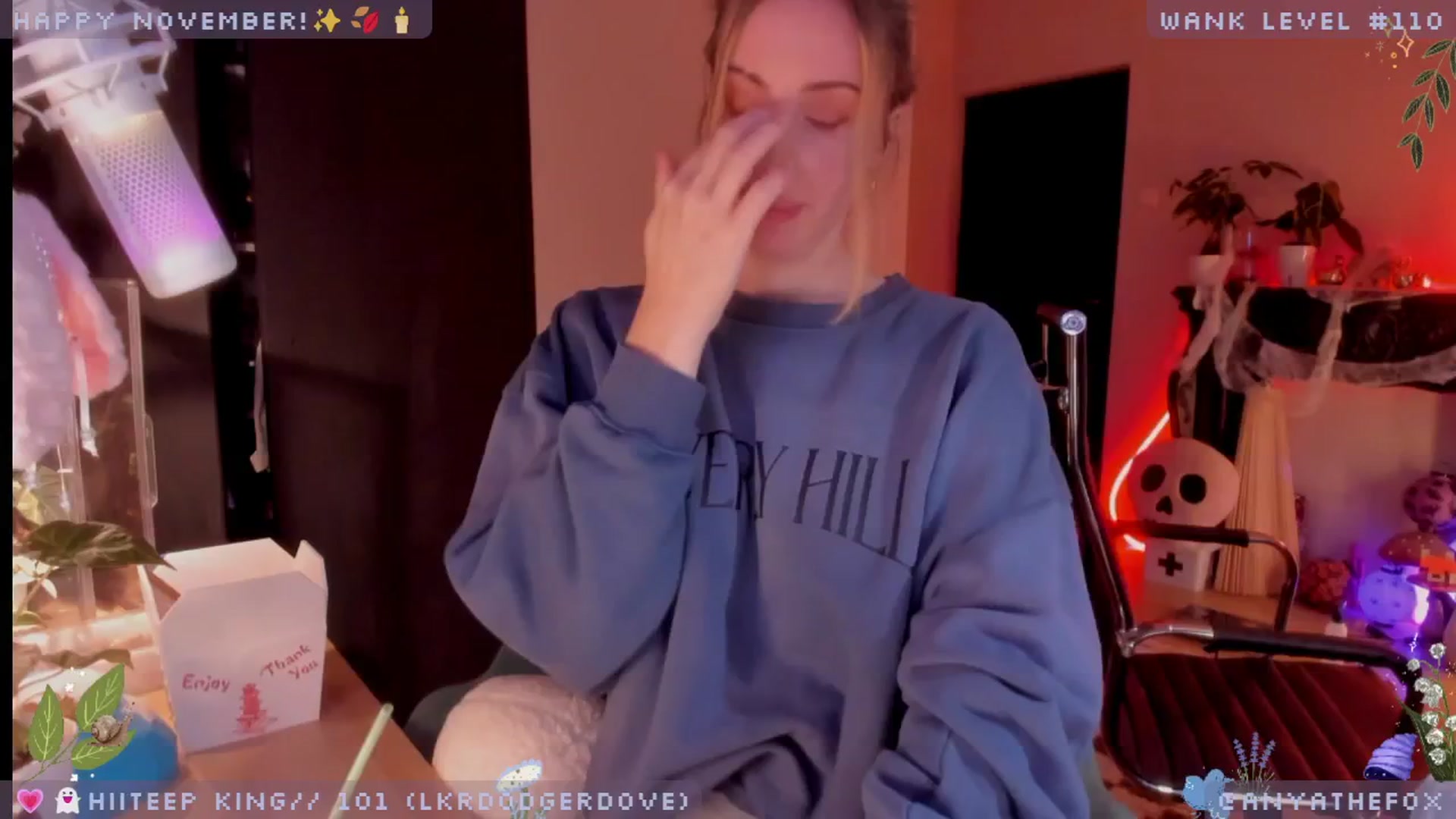 Gallery image thumbnail from LoveDove's myfreecams stream on, 11/02/2025, 10:08 image 7 of 20