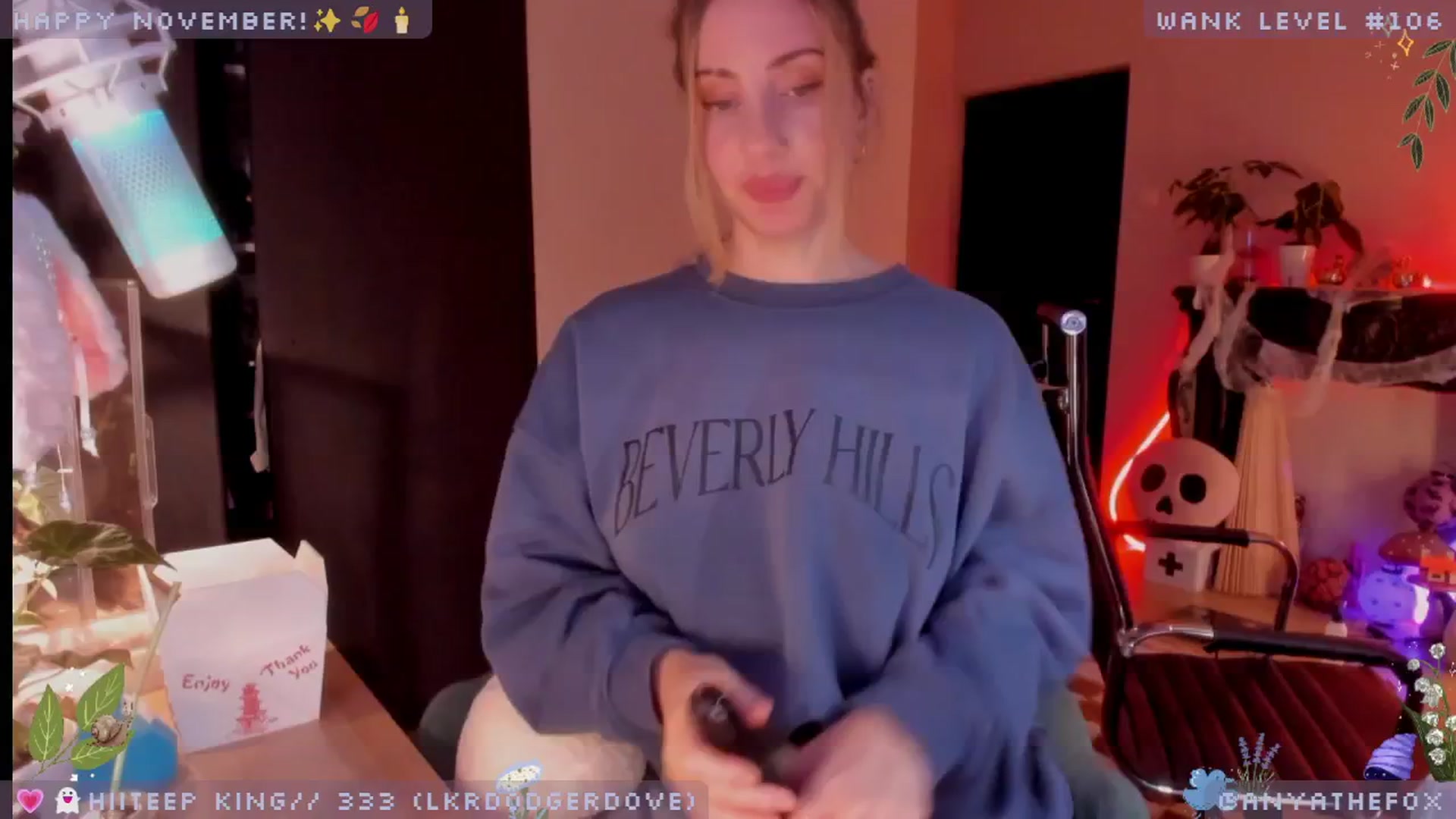 Gallery image thumbnail from LoveDove's myfreecams stream on, 11/02/2025, 10:08 image 19 of 20