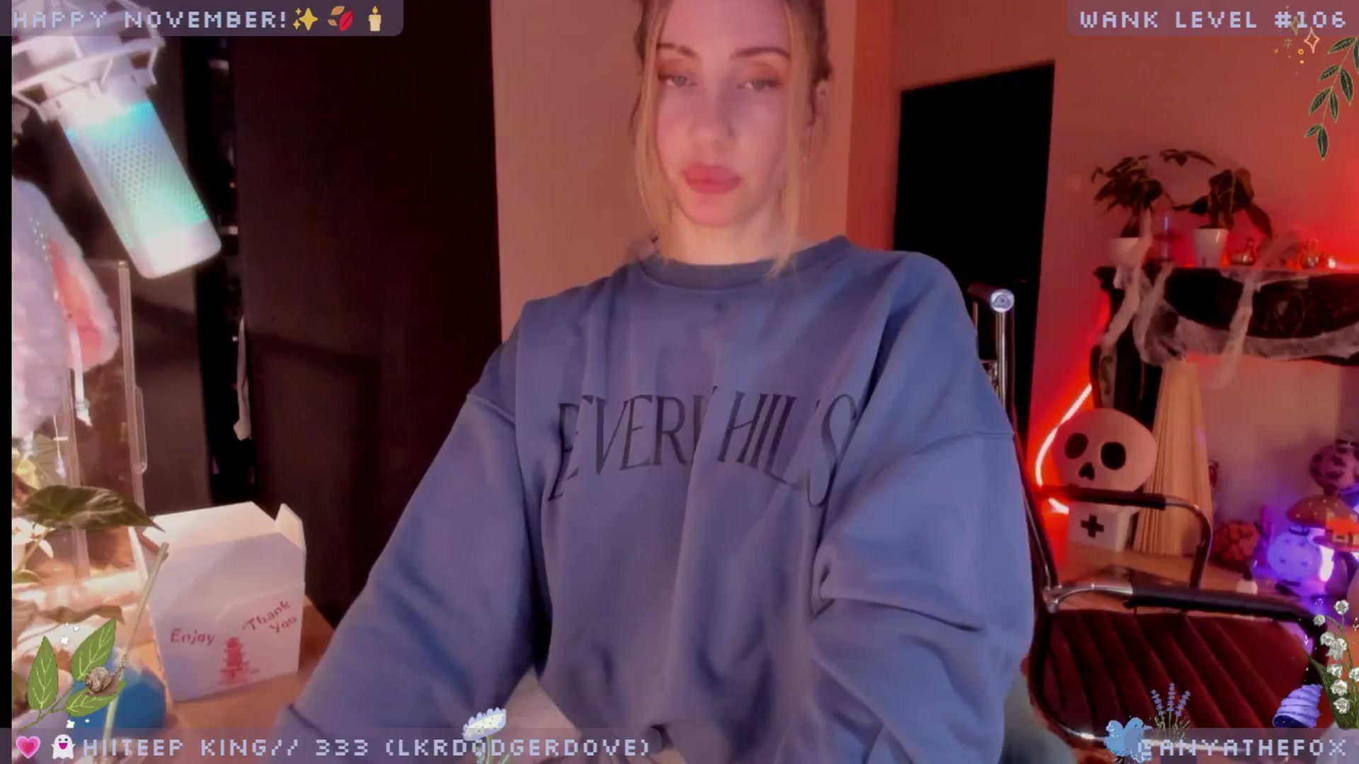 Gallery image thumbnail from LoveDove's myfreecams stream on, 11/02/2025, 10:08 image 18 of 20