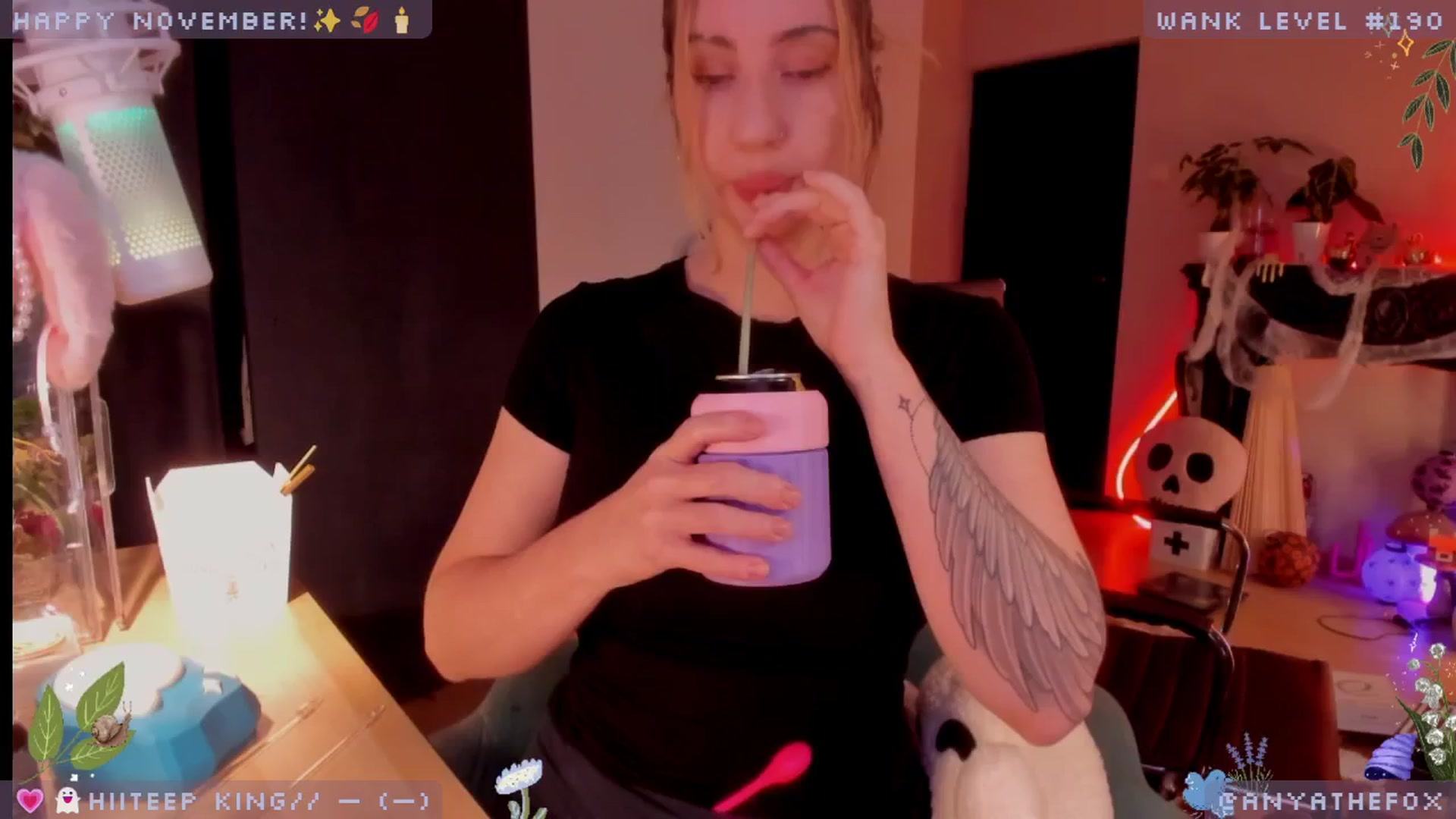 Gallery image thumbnail from LoveDove's myfreecams stream on, 11/09/2025, 10:40 image 1 of 20