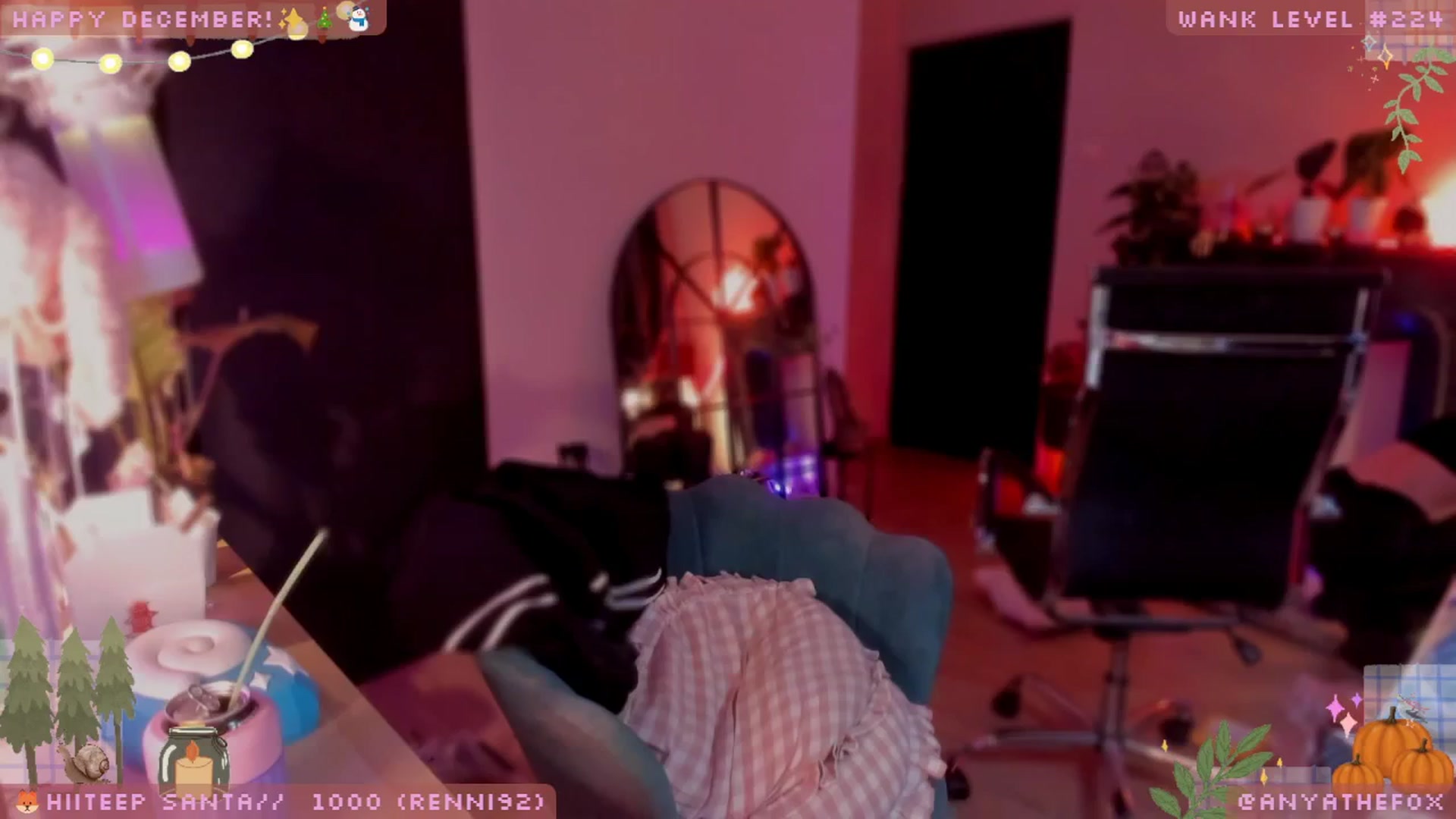 Gallery image thumbnail from LoveDove's myfreecams stream on, 12/07/2025, 09:17 image 13 of 20
