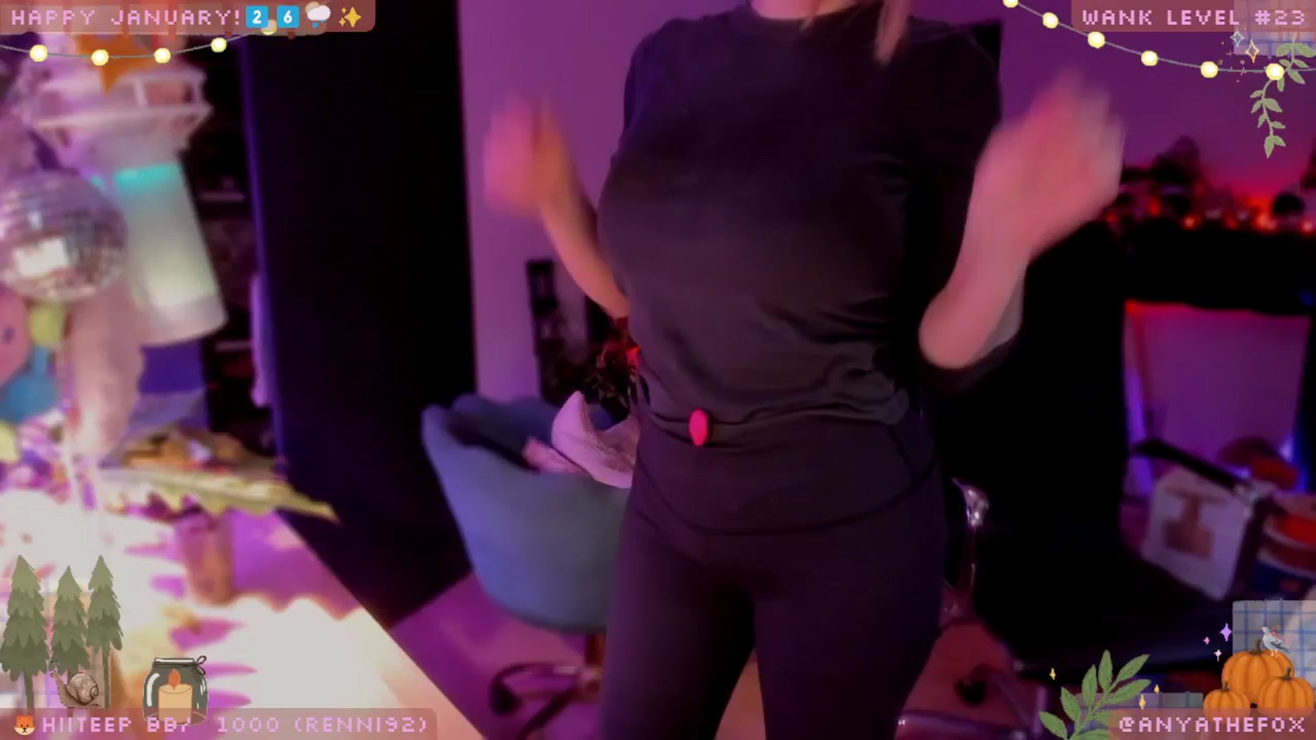 Gallery image thumbnail from LoveDove's myfreecams stream on, 01/01/2026, 12:33 image 9 of 20