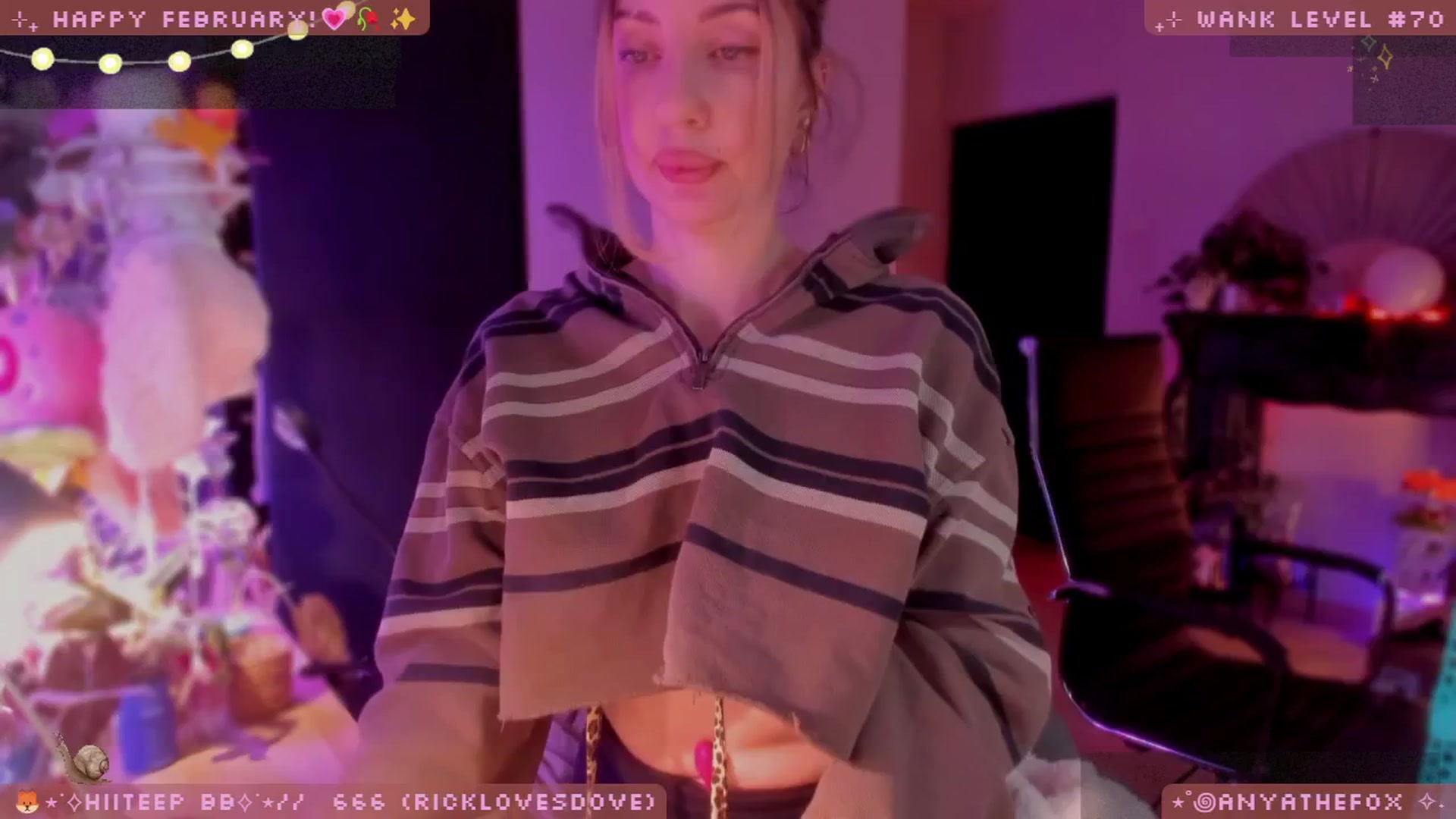 Gallery image thumbnail from LoveDove's myfreecams stream on, 02/01/2026, 10:32 image 8 of 20