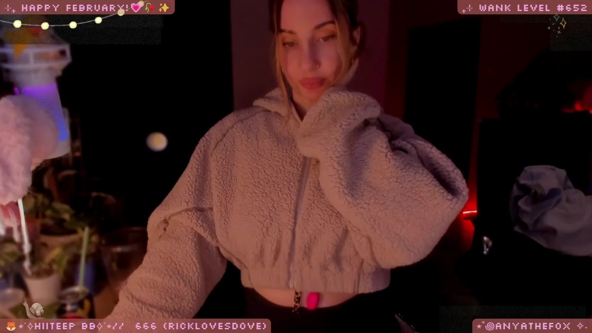Gallery image thumbnail from LoveDove's myfreecams stream on, 02/07/2026, 10:23 image 16 of 20