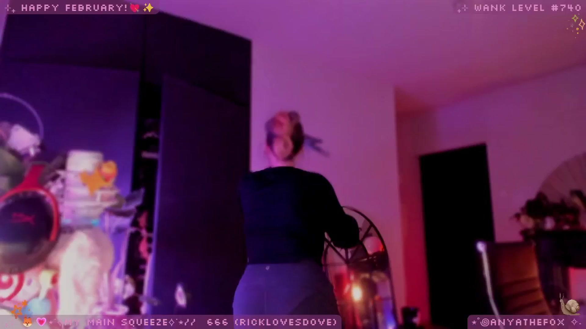 Gallery image thumbnail from LoveDove's myfreecams stream on, 02/12/2026, 08:56 image 5 of 20
