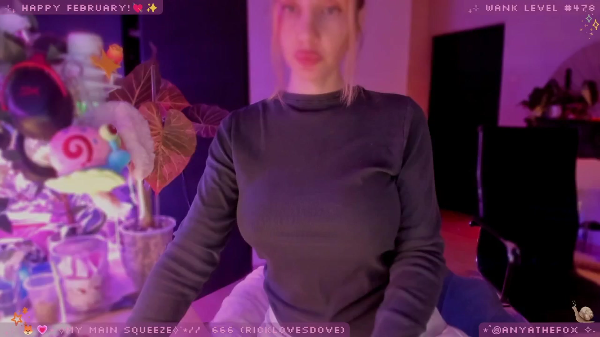 Gallery image thumbnail from LoveDove's myfreecams stream on, 02/14/2026, 10:22 image 13 of 20