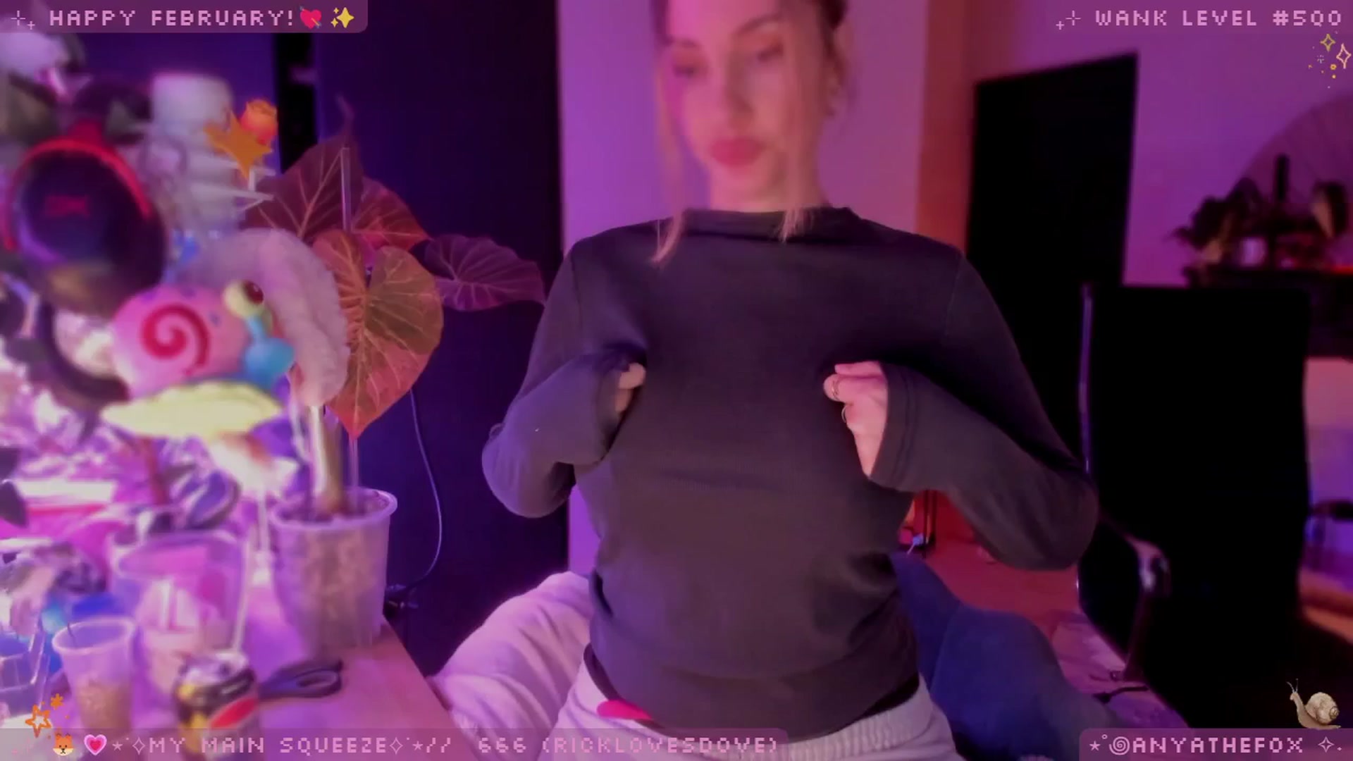 Gallery image thumbnail from LoveDove's myfreecams stream on, 02/14/2026, 10:22 image 7 of 20