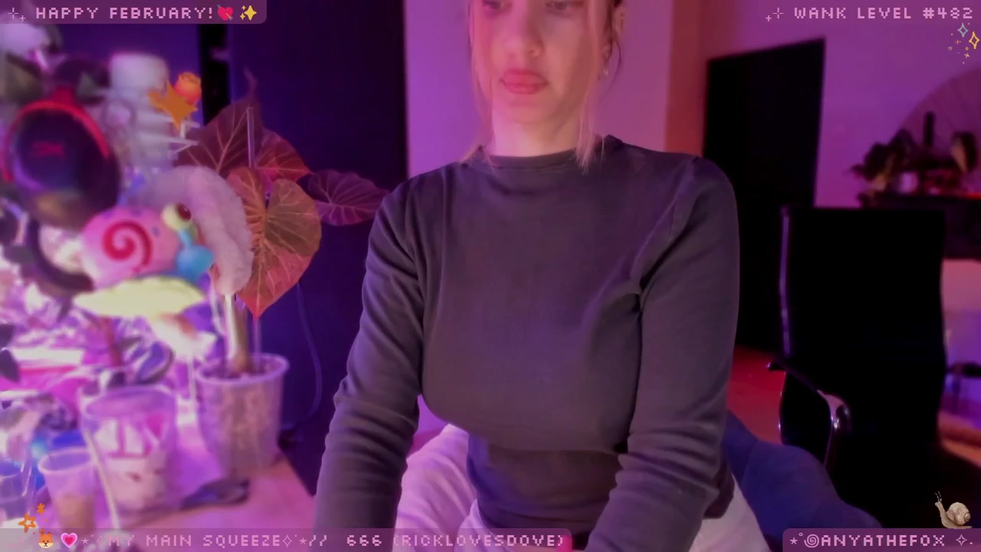 Gallery image thumbnail from LoveDove's myfreecams stream on, 02/14/2026, 10:22 image 11 of 20