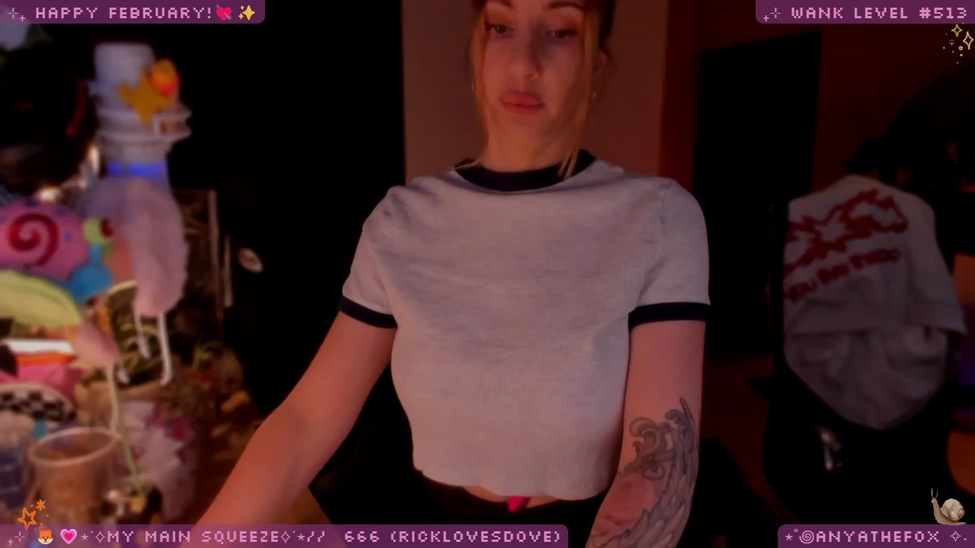 Gallery image thumbnail from LoveDove's myfreecams stream on, 02/15/2026, 11:04 image 4 of 20