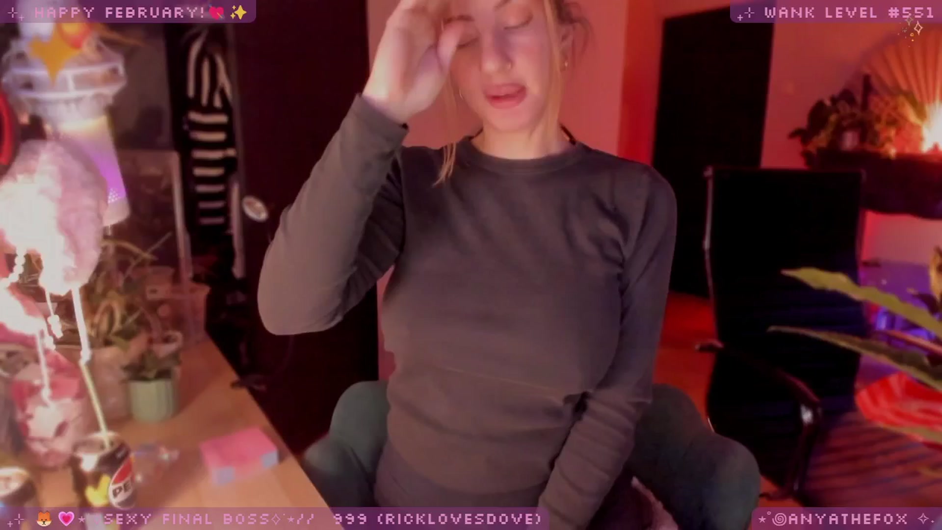 Gallery image thumbnail from LoveDove's myfreecams stream on, 02/19/2026, 09:42 image 18 of 20