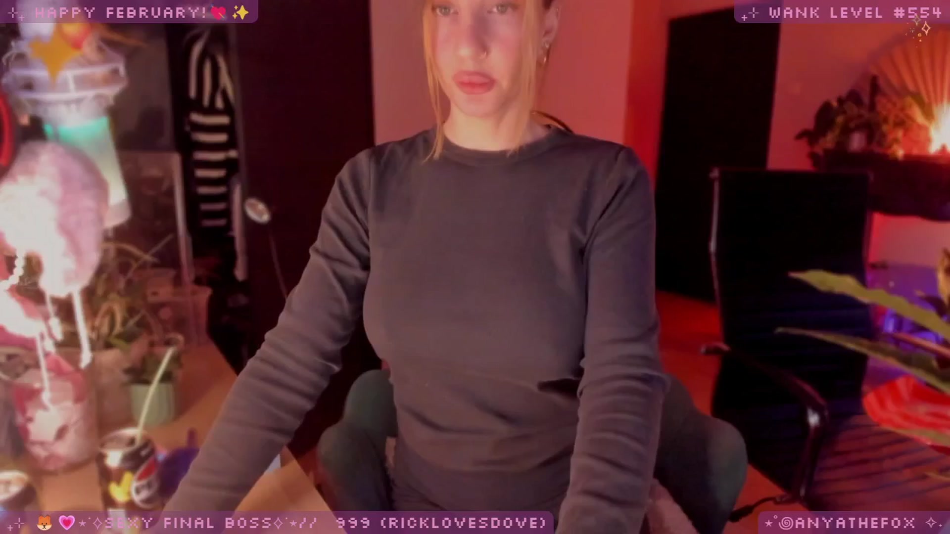 Gallery image thumbnail from LoveDove's myfreecams stream on, 02/19/2026, 09:42 image 10 of 20