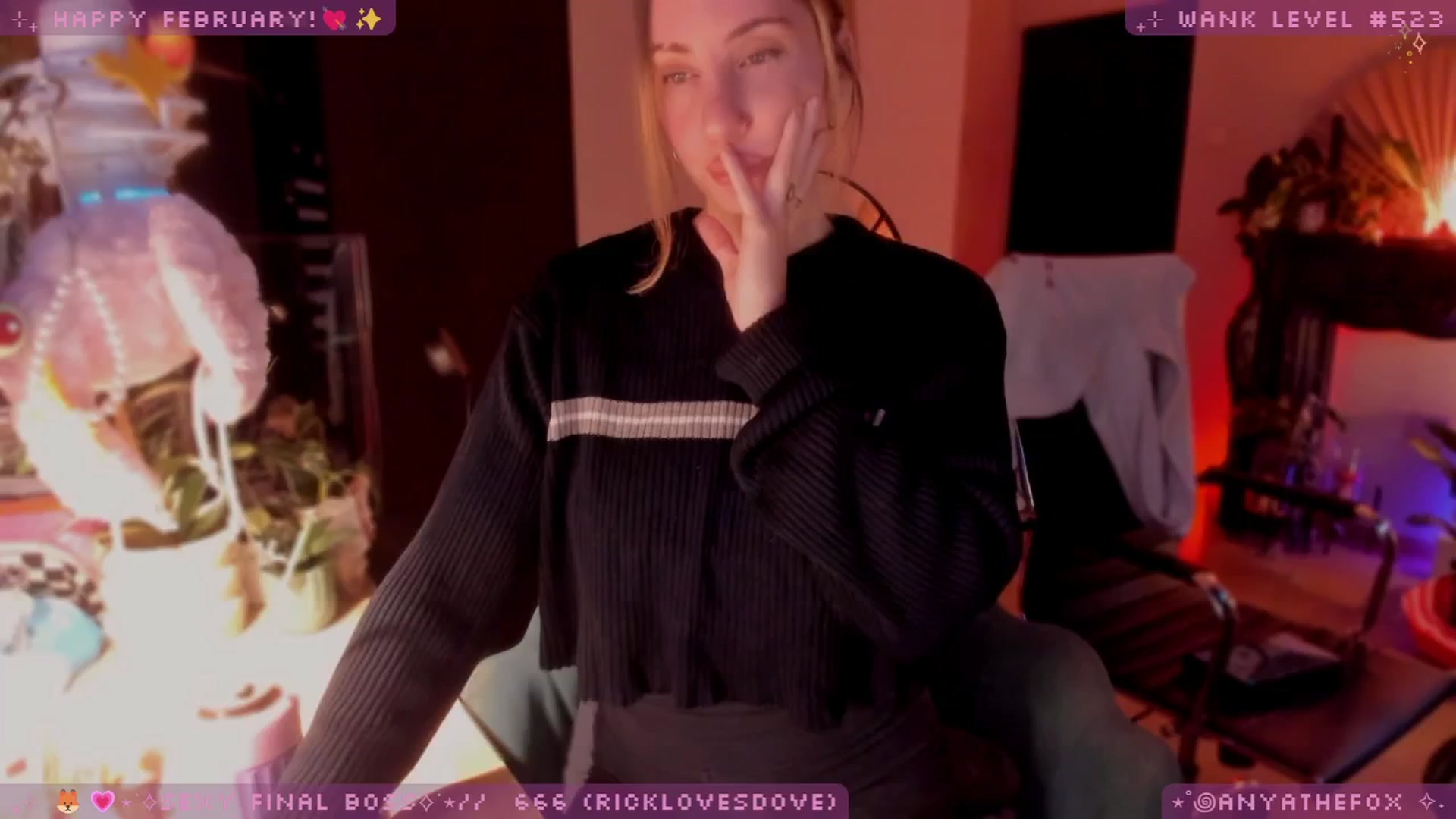Gallery image thumbnail from LoveDove's myfreecams stream on, 02/21/2026, 10:15 image 13 of 20