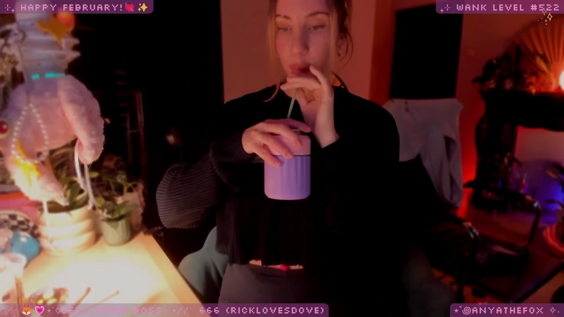 Gallery image thumbnail from LoveDove's myfreecams stream on, 02/21/2026, 10:15 image 16 of 20
