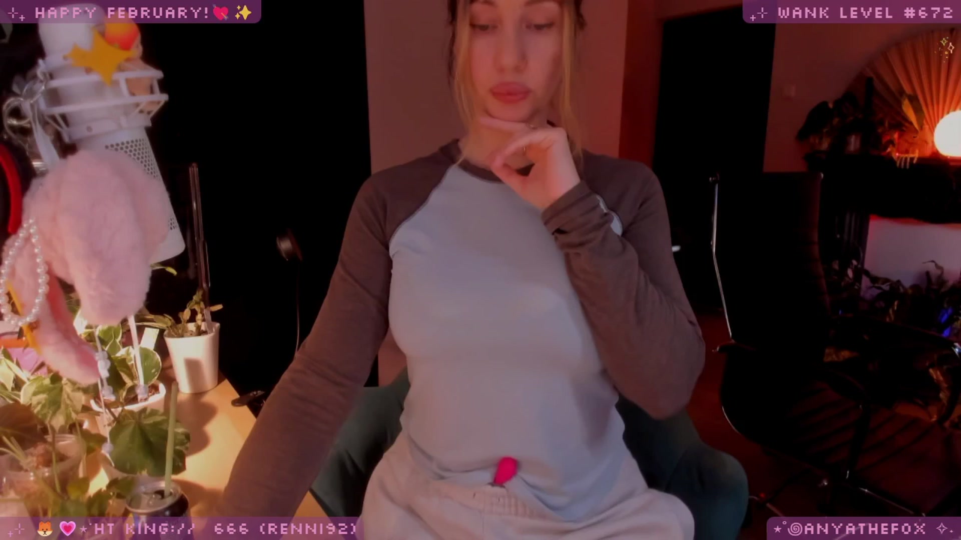 Gallery image thumbnail from LoveDove's myfreecams stream on, 02/27/2026, 09:05 image 10 of 20
