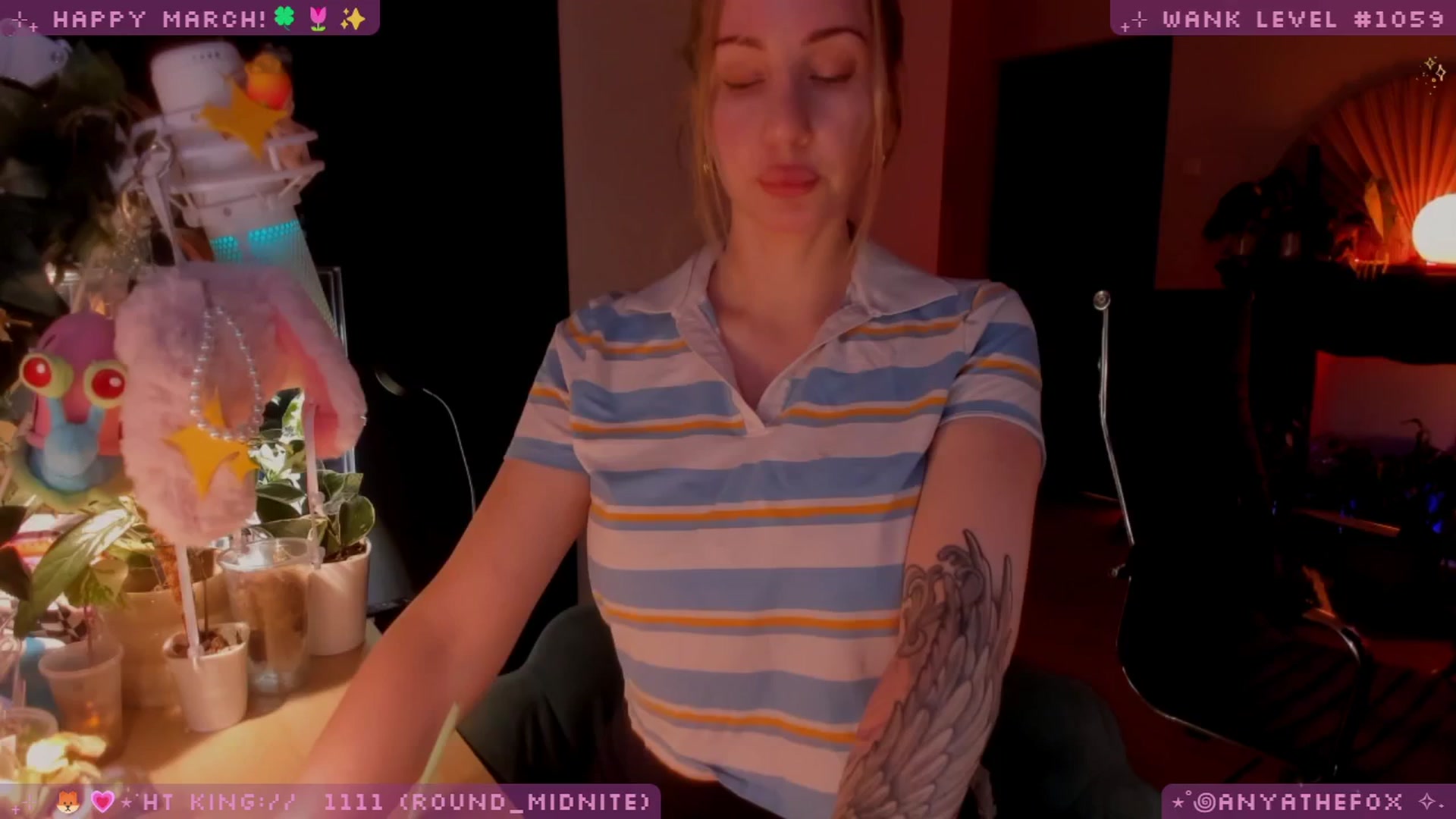 Gallery image thumbnail from LoveDove's myfreecams stream on, 03/05/2026, 09:14 image 17 of 20