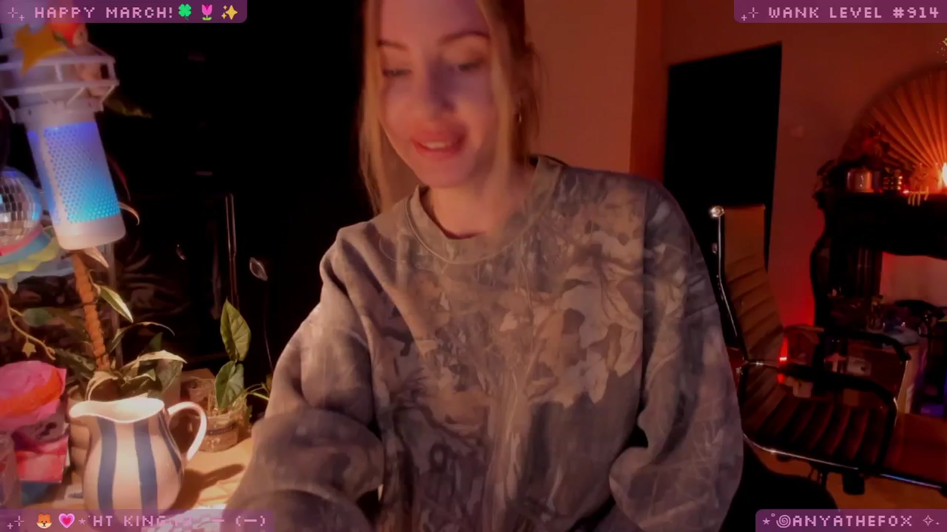 Gallery image thumbnail from LoveDove's myfreecams stream on, 03/13/2026, 10:35 image 1 of 20
