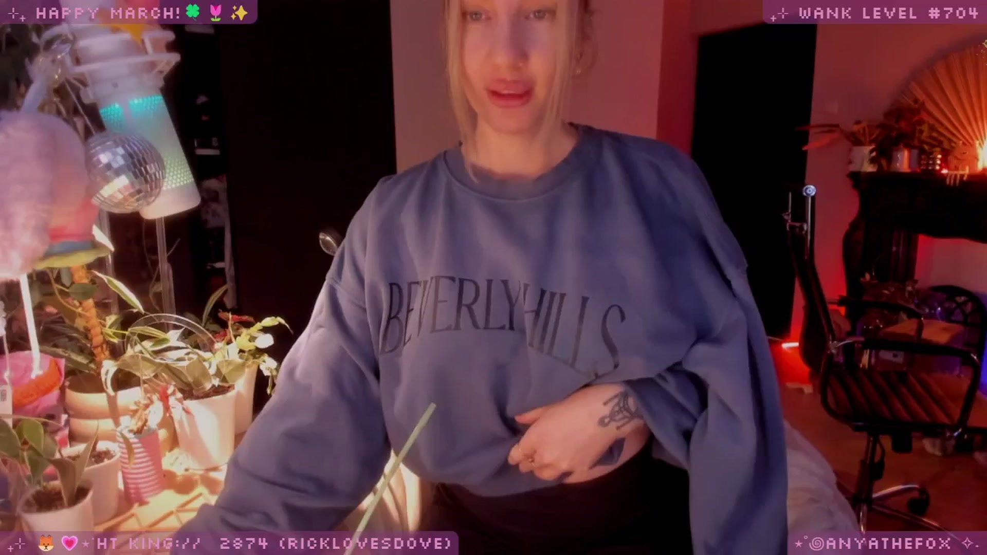 Gallery image thumbnail from LoveDove's myfreecams stream on, 03/16/2026, 09:16 image 1 of 20
