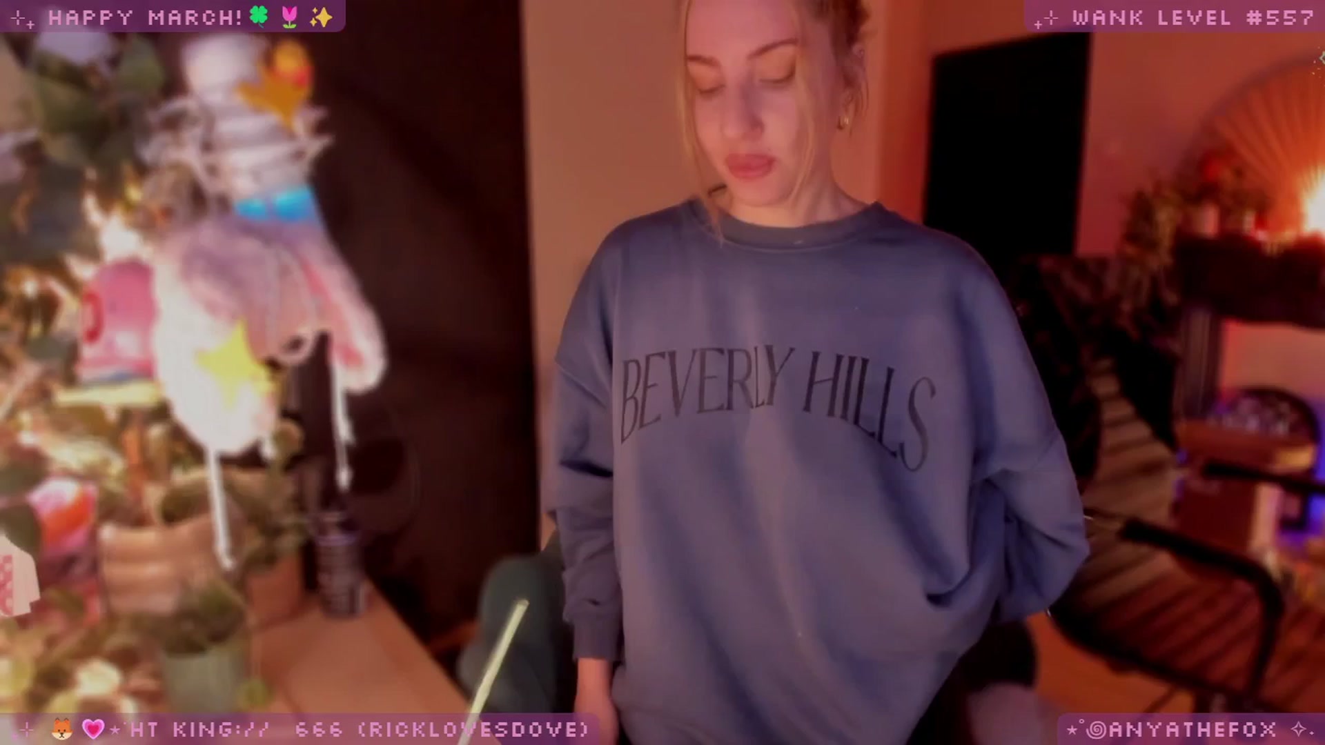Gallery image thumbnail from LoveDove's myfreecams stream on, 03/21/2026, 09:17 image 3 of 20