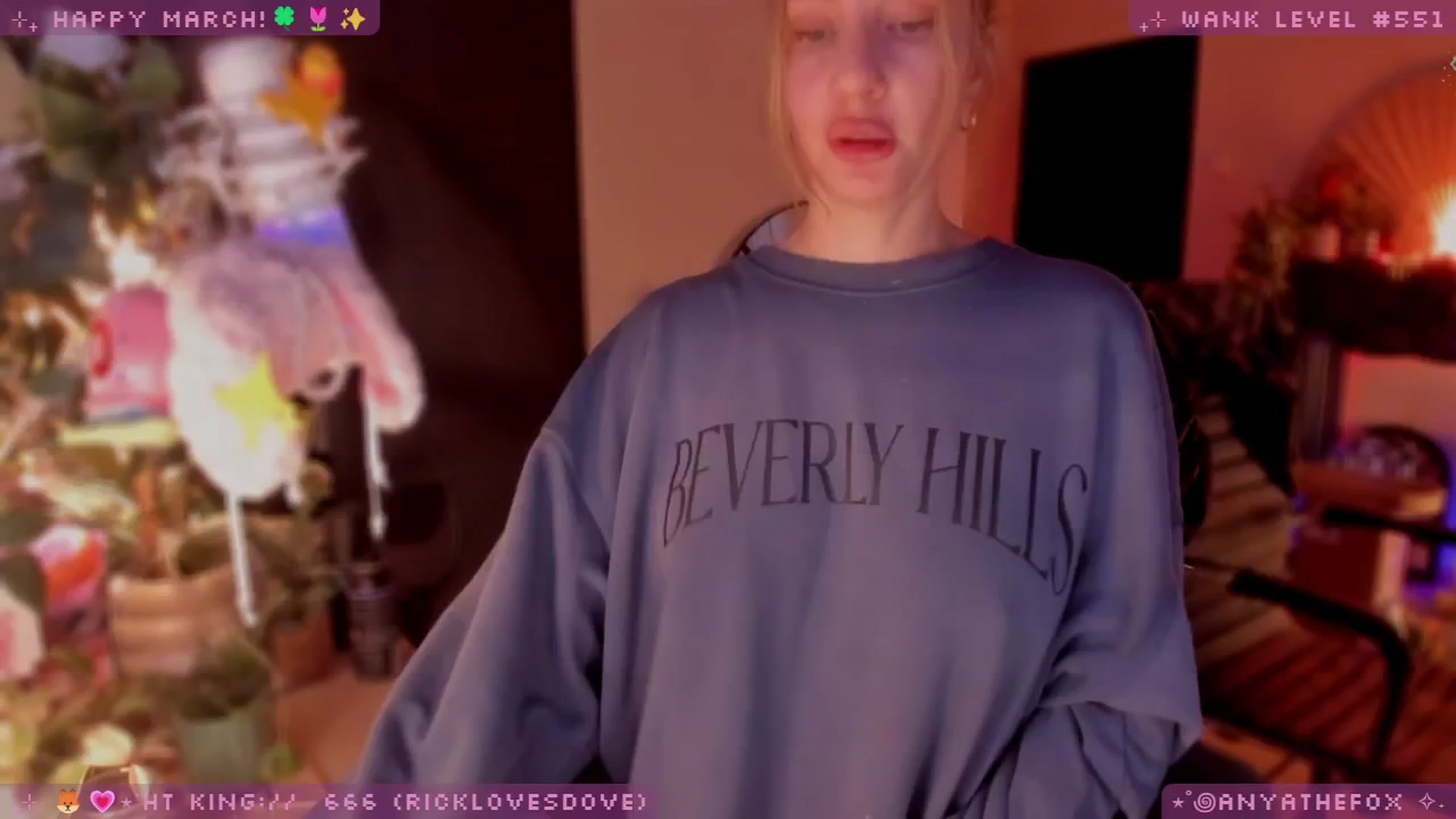 Gallery image thumbnail from LoveDove's myfreecams stream on, 03/21/2026, 09:17 image 11 of 20