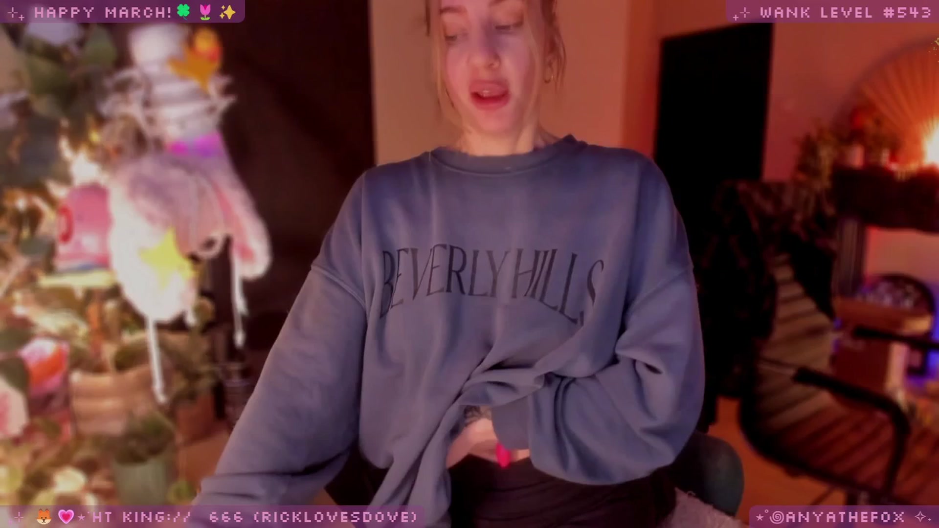 Gallery image thumbnail from LoveDove's myfreecams stream on, 03/21/2026, 09:17 image 19 of 20
