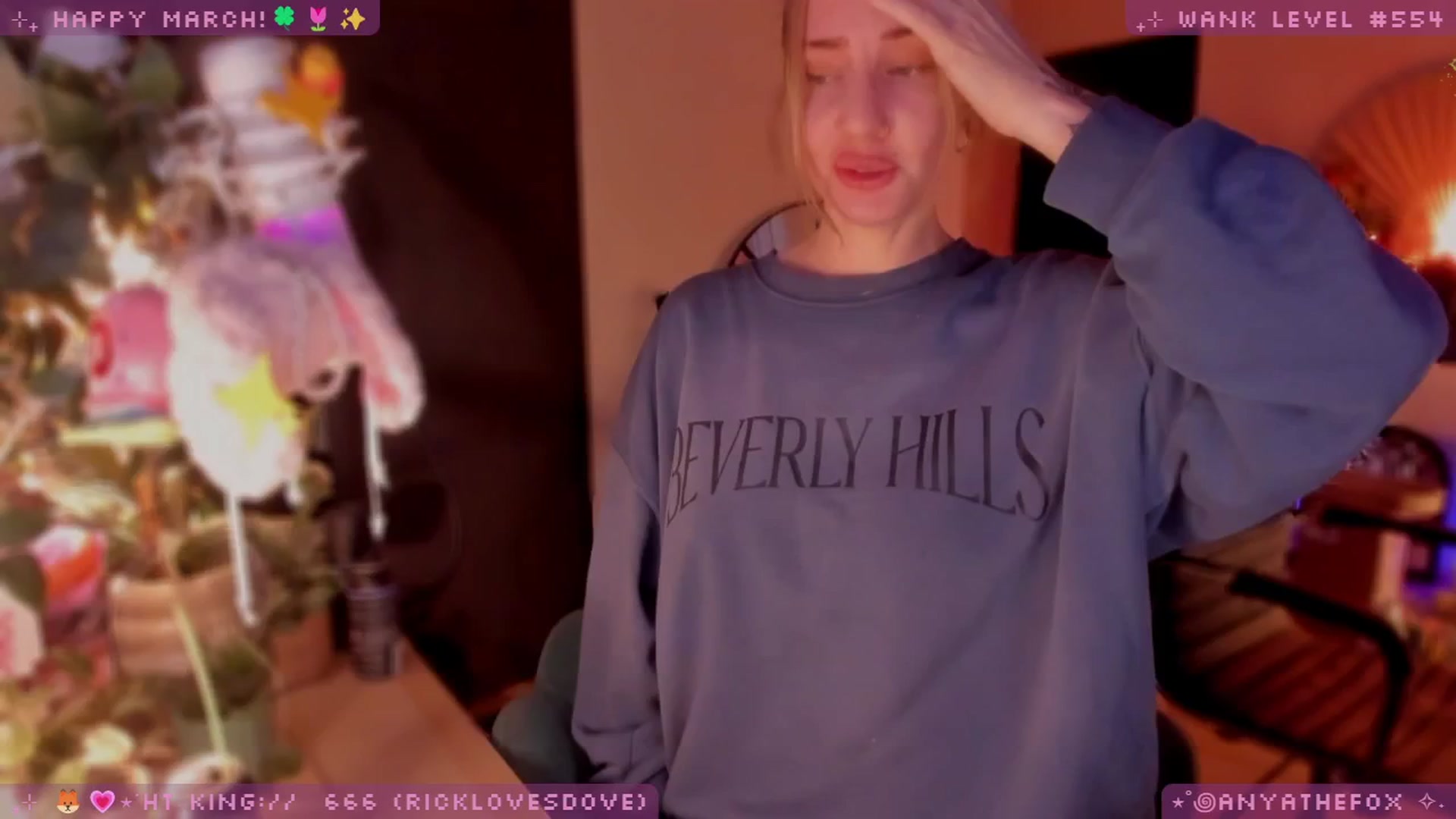 Gallery image thumbnail from LoveDove's myfreecams stream on, 03/21/2026, 09:17 image 8 of 20