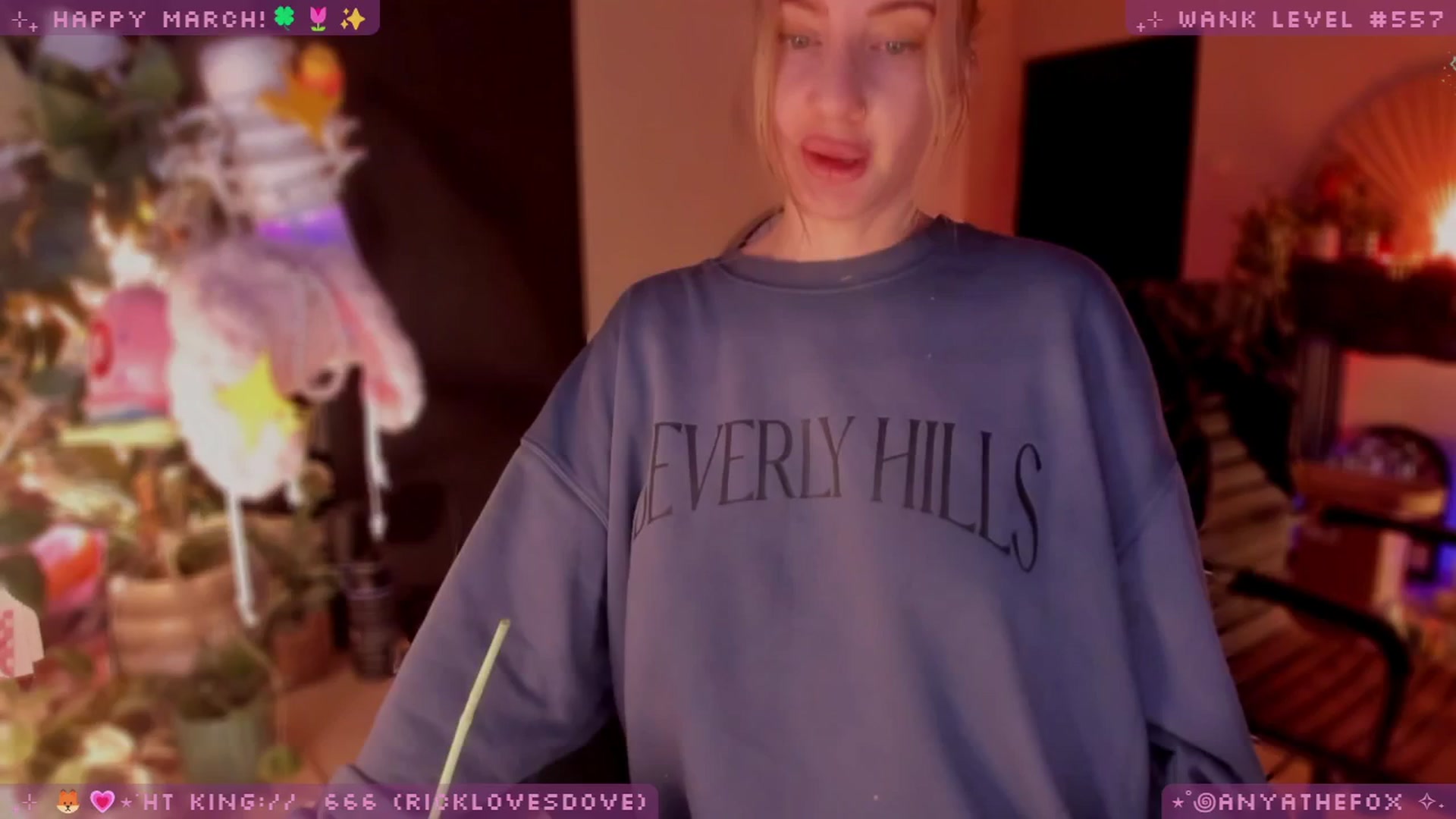 Gallery image thumbnail from LoveDove's myfreecams stream on, 03/21/2026, 09:17 image 4 of 20