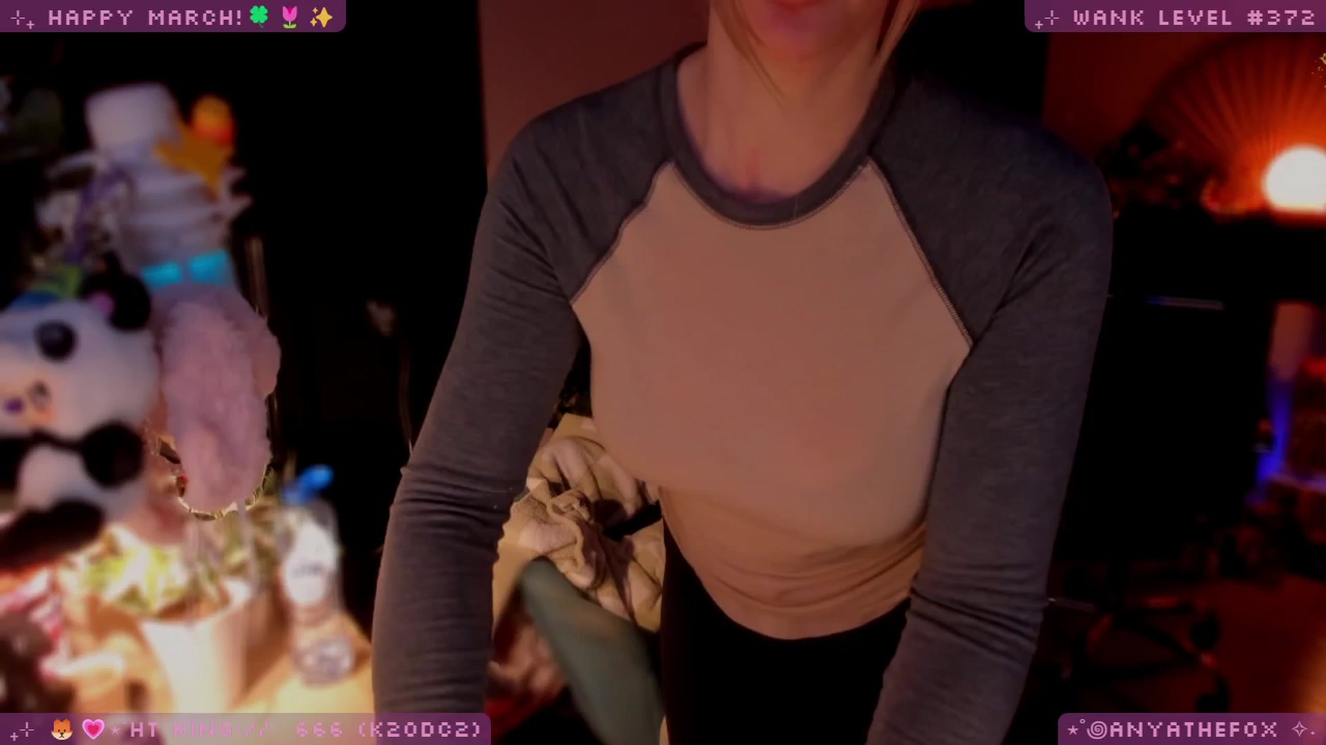 Gallery image thumbnail from LoveDove's myfreecams stream on, 03/29/2026, 09:38 image 12 of 20