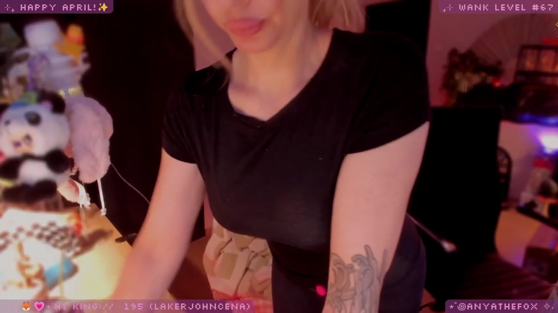 Gallery image thumbnail from LoveDove's myfreecams stream on, 04/01/2026, 09:15 image 19 of 20