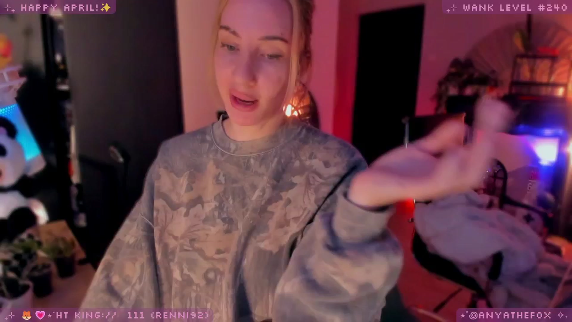Gallery image thumbnail from LoveDove's myfreecams stream on, 04/10/2026, 08:16 image 8 of 20