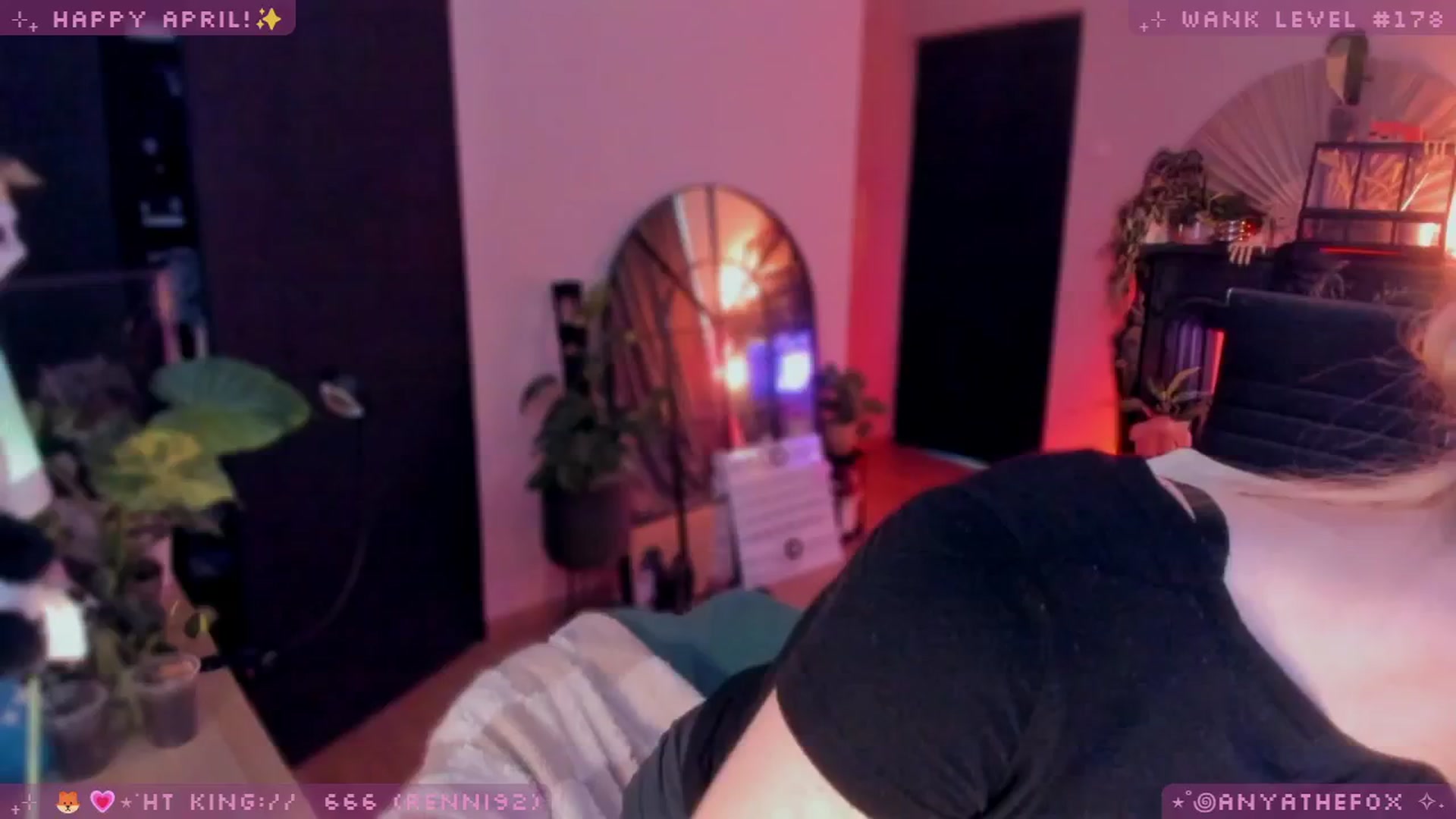 Gallery image thumbnail from LoveDove's myfreecams stream on, 04/16/2026, 09:53 image 4 of 20