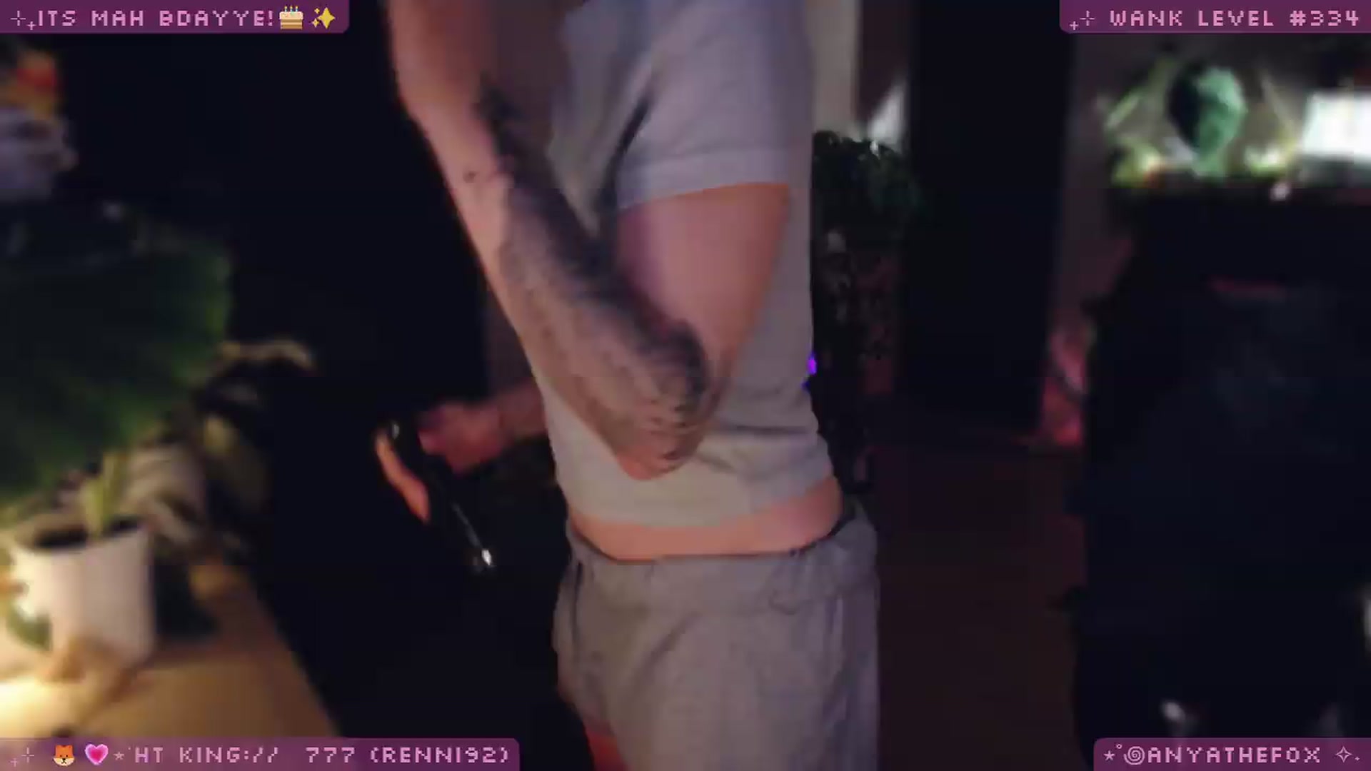 Gallery image thumbnail from LoveDove's myfreecams stream on, 06/06/2026, 10:27 image 2 of 20