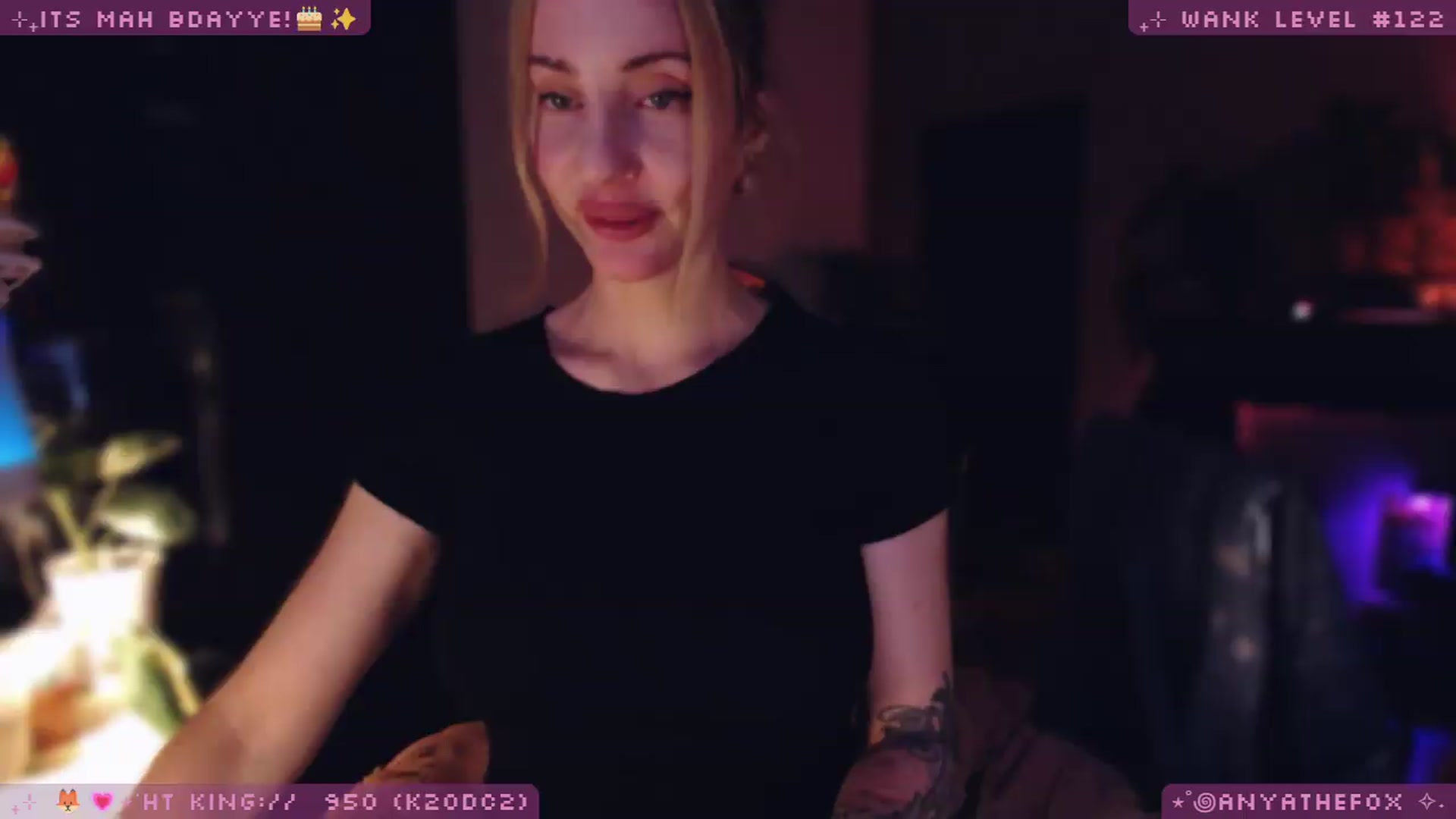 Gallery image thumbnail from LoveDove's myfreecams stream on, 06/07/2026, 09:21 image 4 of 20