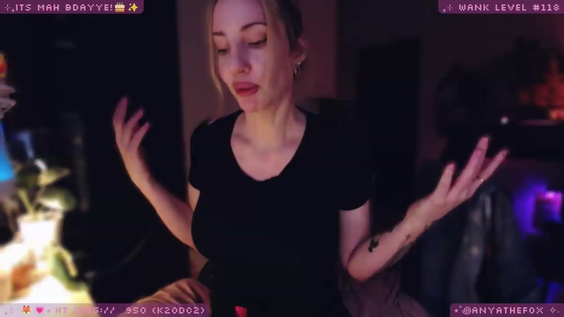 Gallery image thumbnail from LoveDove's myfreecams stream on, 06/07/2026, 09:21 image 17 of 20