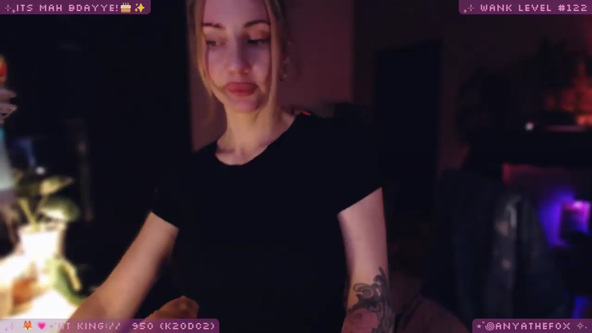 Gallery image thumbnail from LoveDove's myfreecams stream on, 06/07/2026, 09:21 image 5 of 20