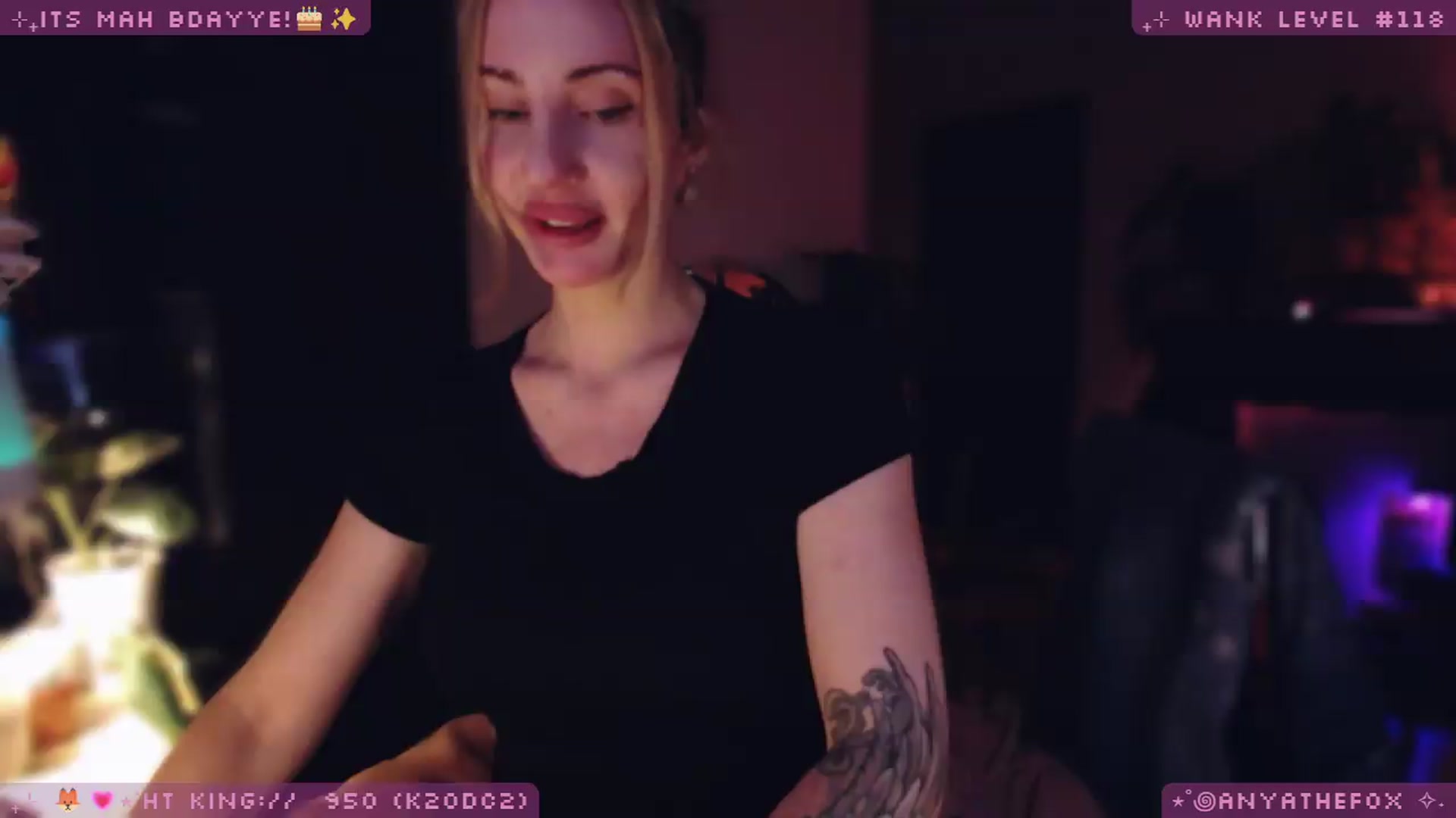 Gallery image thumbnail from LoveDove's myfreecams stream on, 06/07/2026, 09:21 image 9 of 20