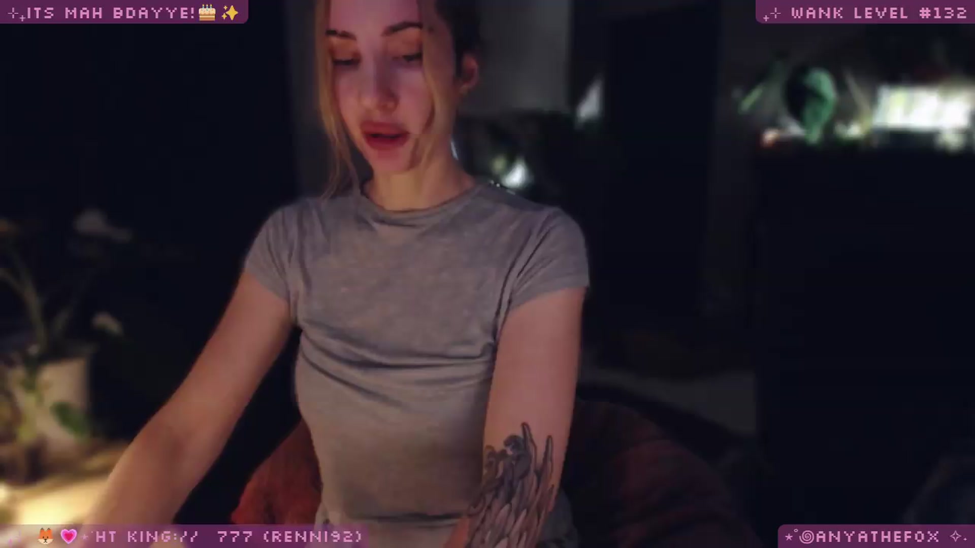 Gallery image thumbnail from LoveDove's myfreecams stream on, 06/11/2026, 08:45 image 13 of 20