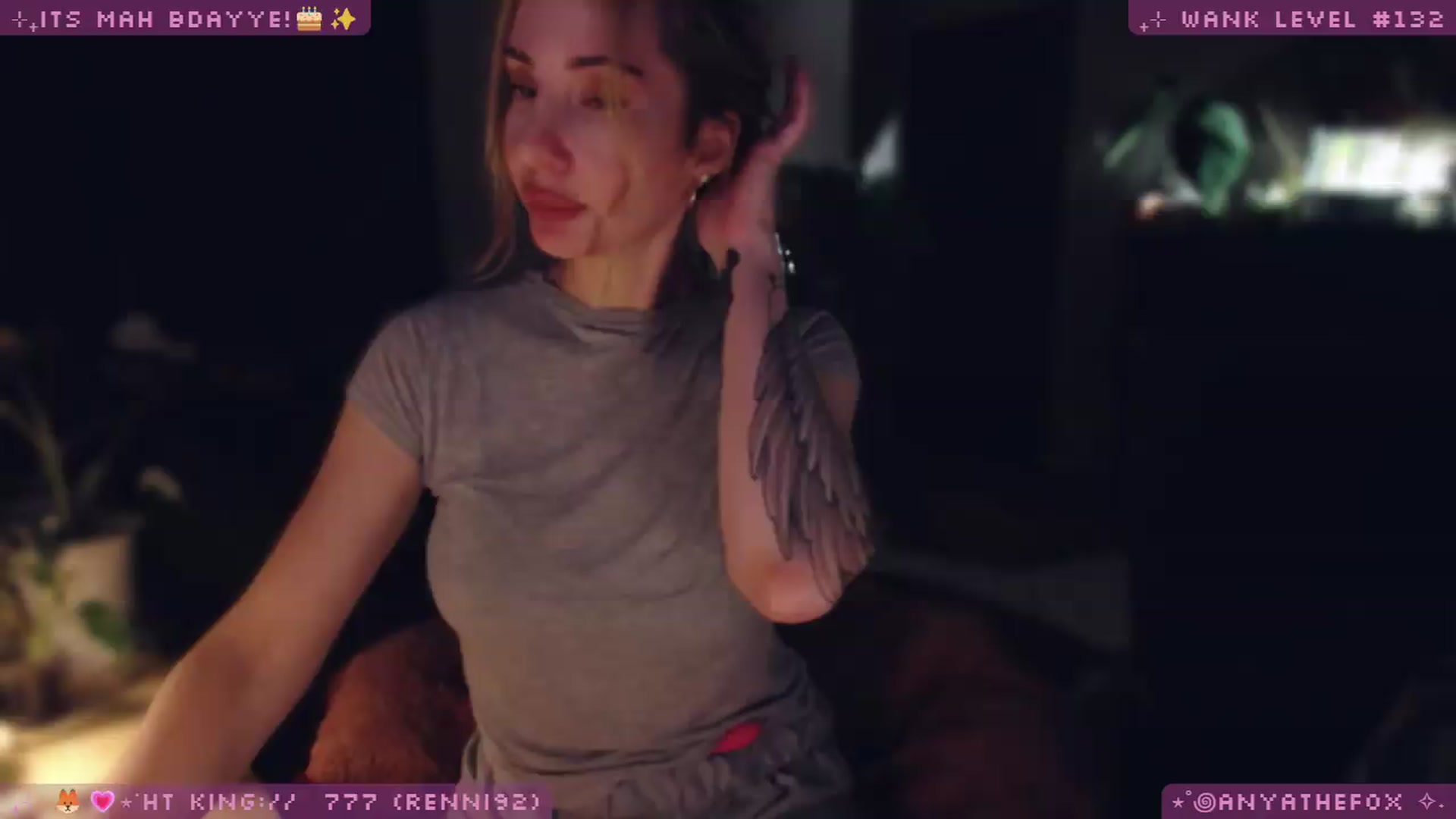 Gallery image thumbnail from LoveDove's myfreecams stream on, 06/11/2026, 08:45 image 16 of 20