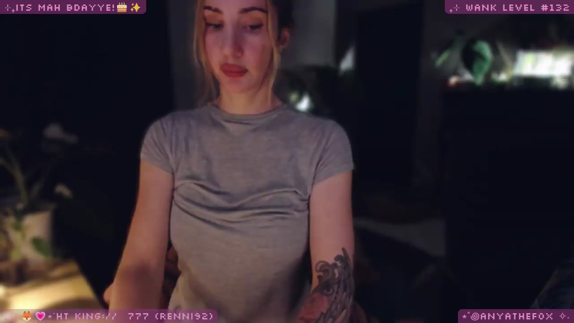 Gallery image thumbnail from LoveDove's myfreecams stream on, 06/11/2026, 08:45 image 12 of 20