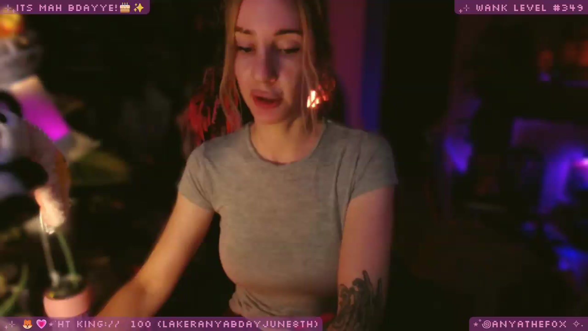 Gallery image thumbnail from LoveDove's myfreecams stream on, 06/28/2026, 08:58 image 4 of 20