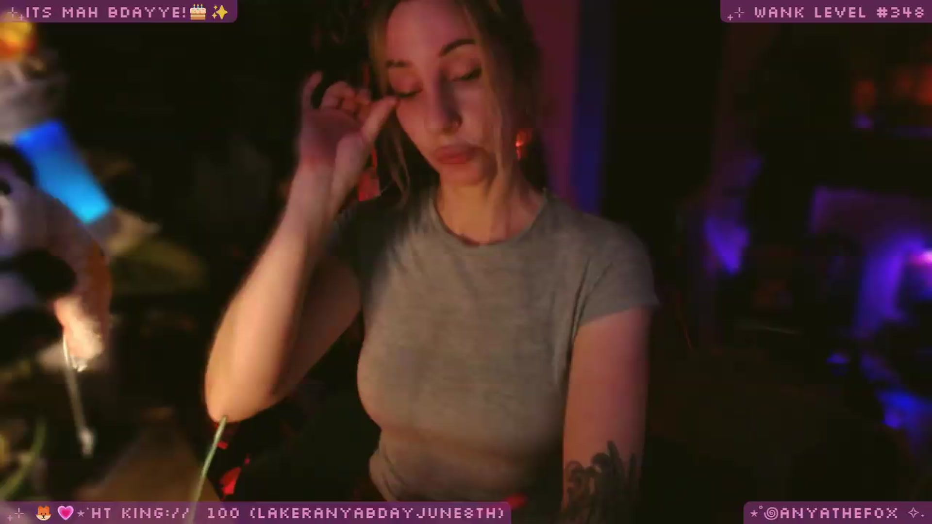 Gallery image thumbnail from LoveDove's myfreecams stream on, 06/28/2026, 08:58 image 16 of 20
