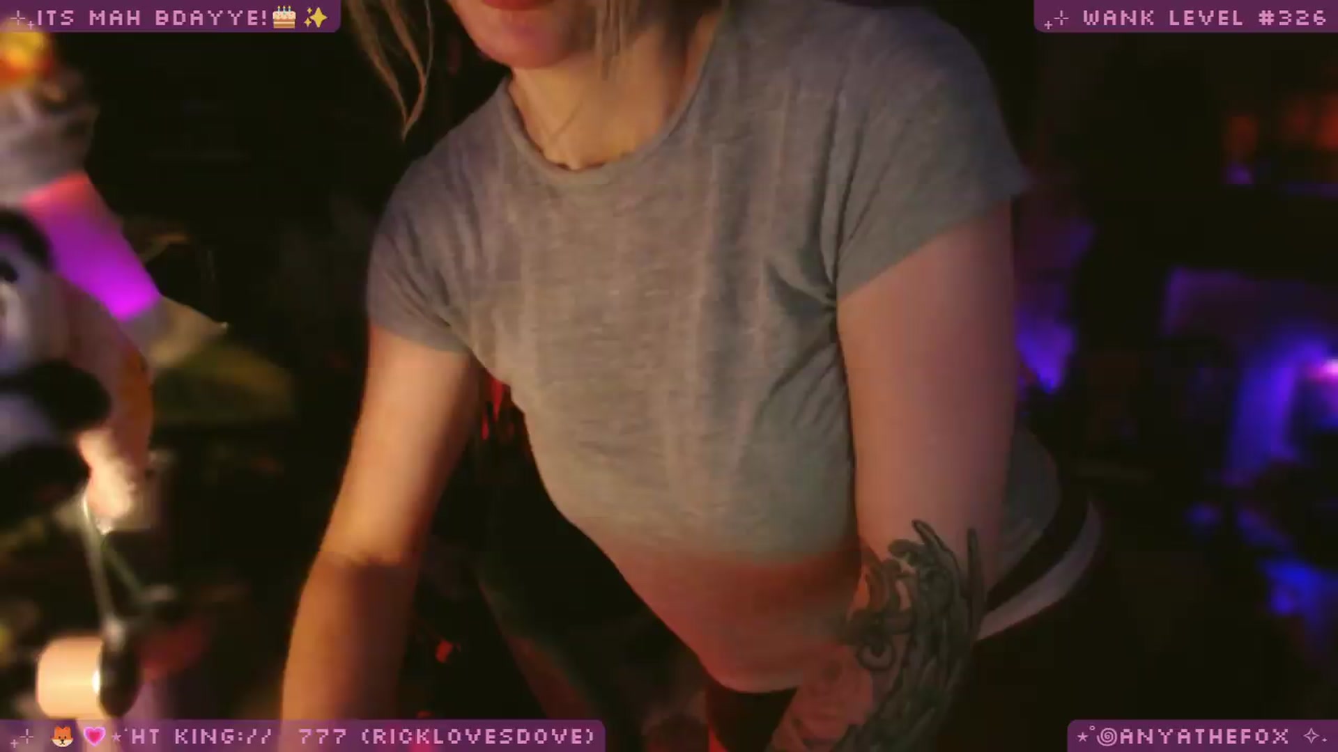 Gallery image thumbnail from LoveDove's myfreecams stream on, 06/28/2026, 10:05 image 16 of 20